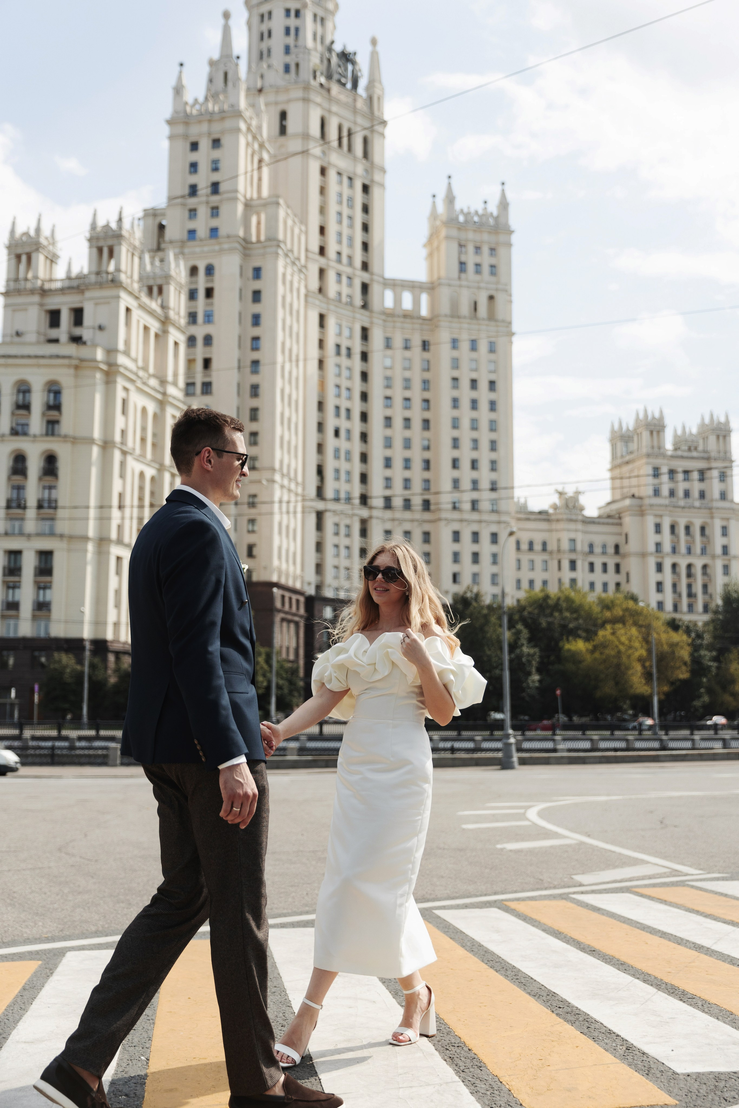 Свадебная фотосессия на Котельнической набережной и в парке Царицыно, Роспись в Шипиловском ЗАГСе. Свадебный фотограф Москва Анастасия Храмова