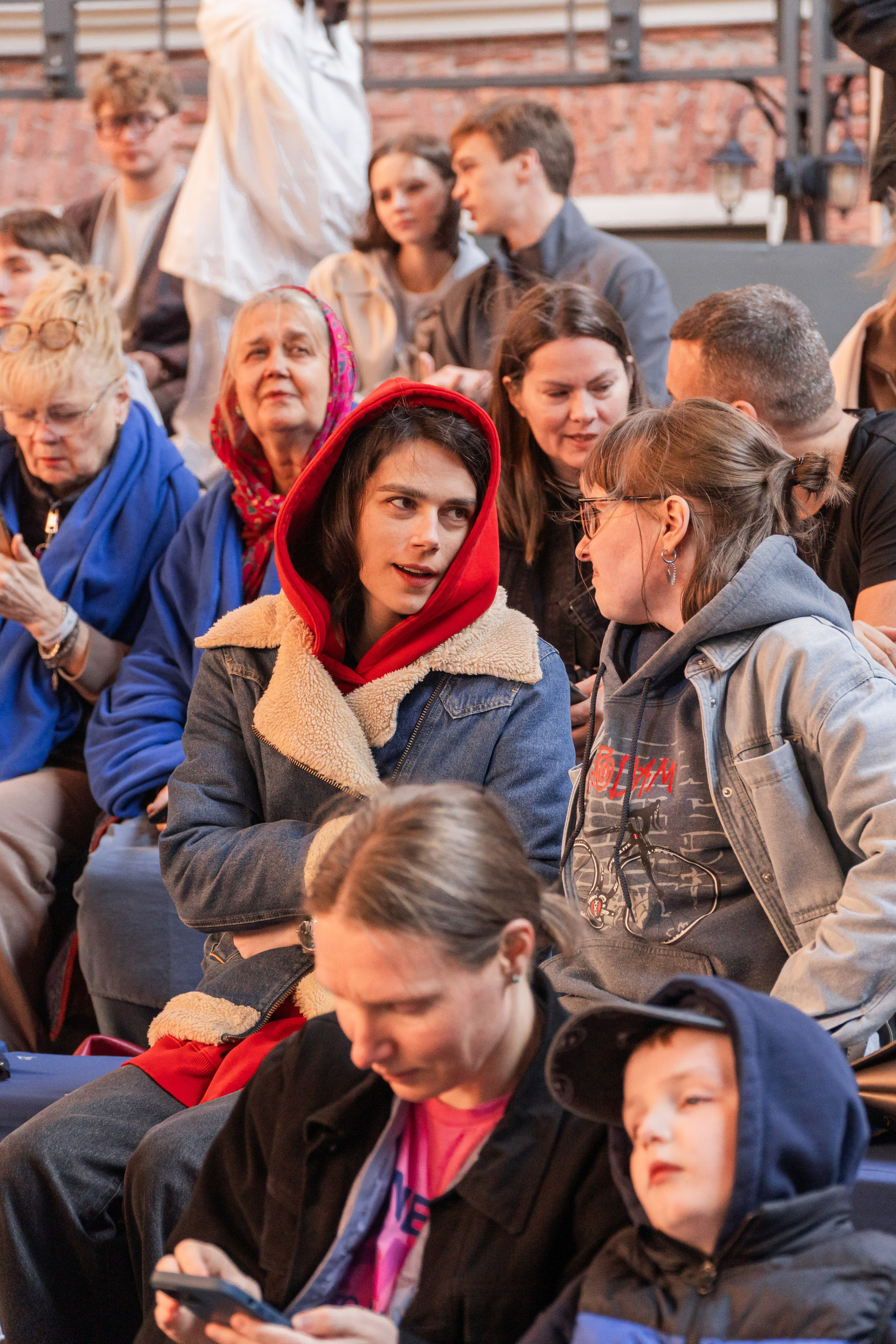 Квадрат: badtheatre. Фотограф в Санкт-Петербурге Авдотья Благовещенская