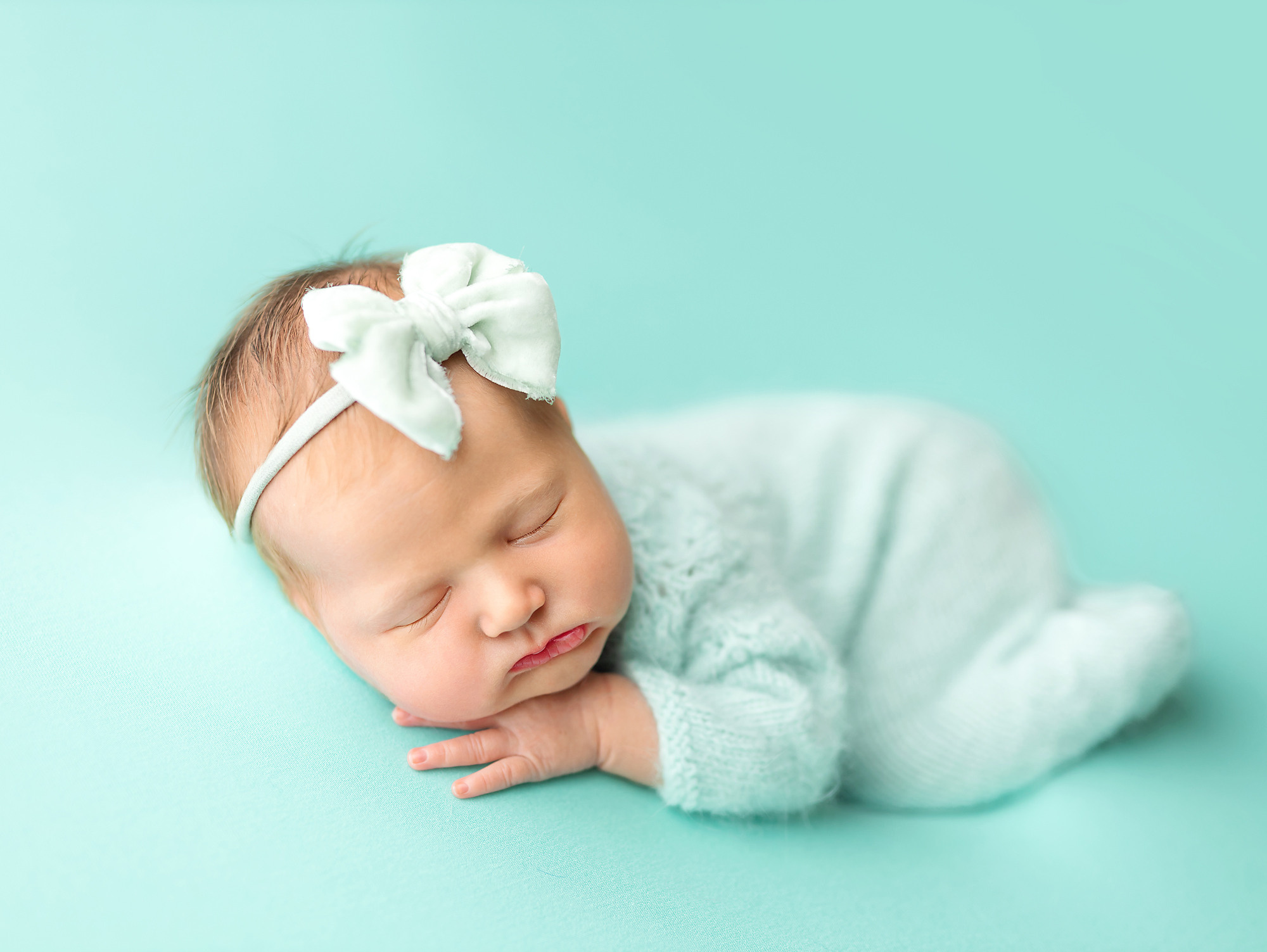 Newborn. Фотограф новорождённых в Казани Нейля Гильмутдинова ньюборн