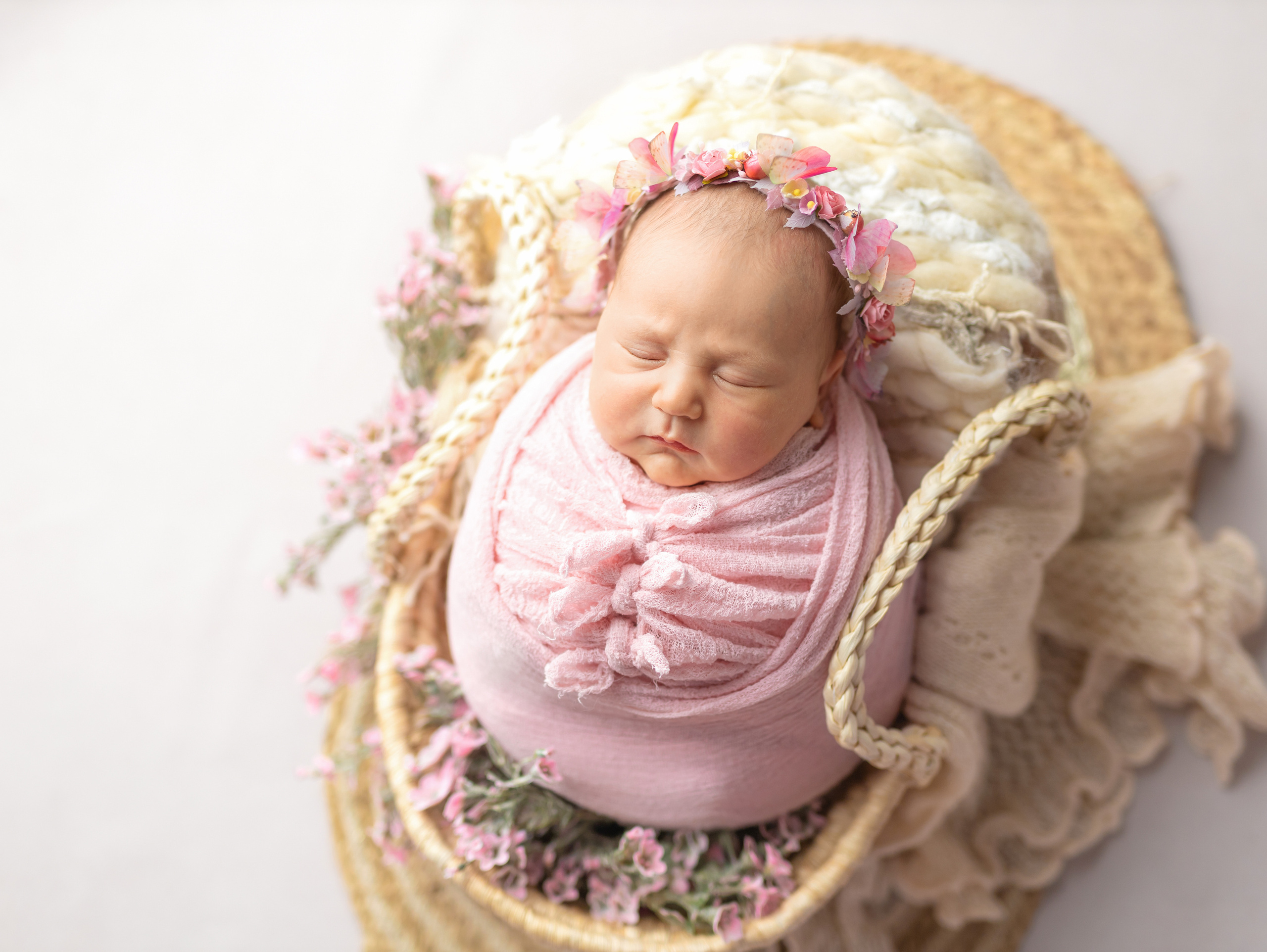 Newborn. Фотограф новорождённых в Казани Нейля Гильмутдинова ньюборн