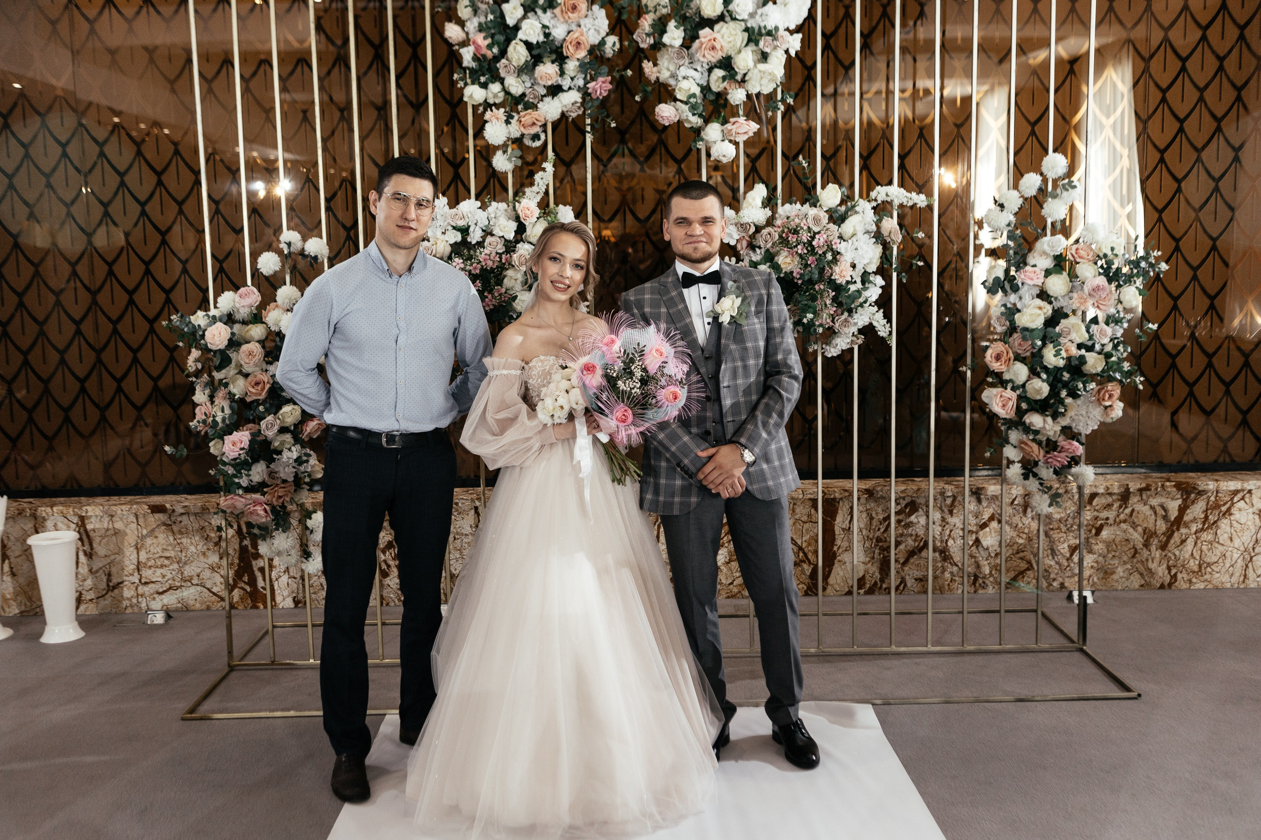 Свадебный фотограф Уфа — Руслан ГабдлисламовЖивые эмоции, красивые кадры, воспоминания на всю жизнь.Работаю по всей Республике Башкортоста. Свадебный фотограф Уфа Руслан Габдлисламов