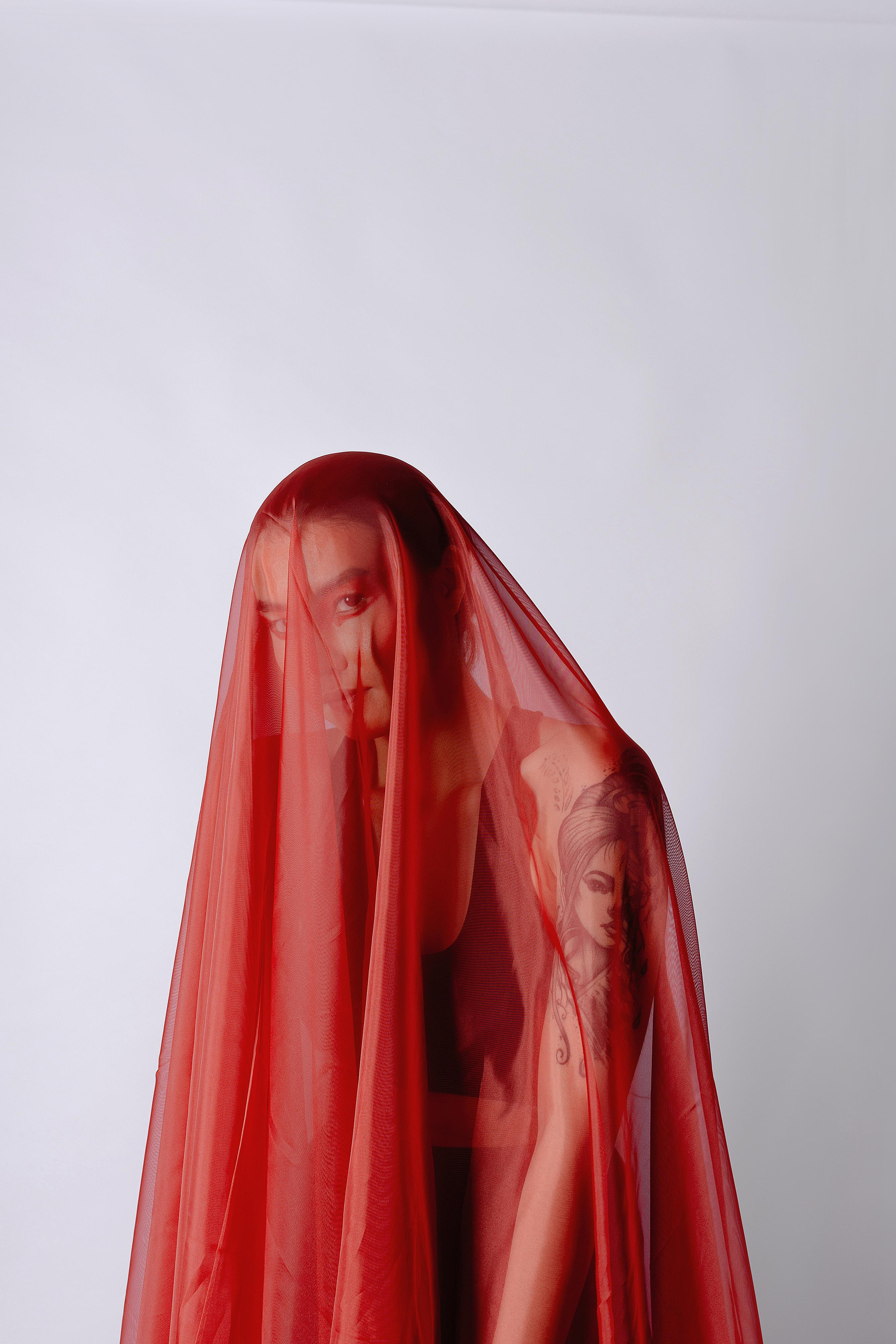 PO KRASNOMY. Коммерческий фотограф в Казани Ксения Добролюбова