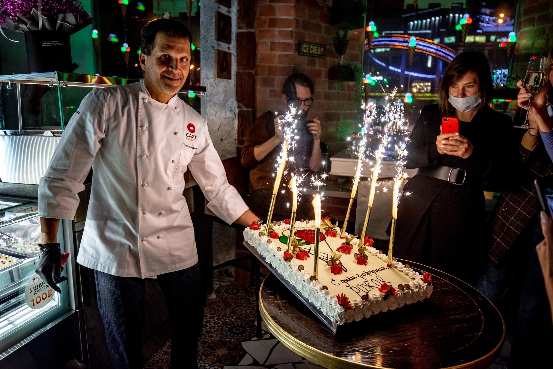 ДЕНЬ РОЖДЕНИЕ РЕСТОРАНА РОЖОК. Коммерческий фотограф в Казани Ксения Добролюбова