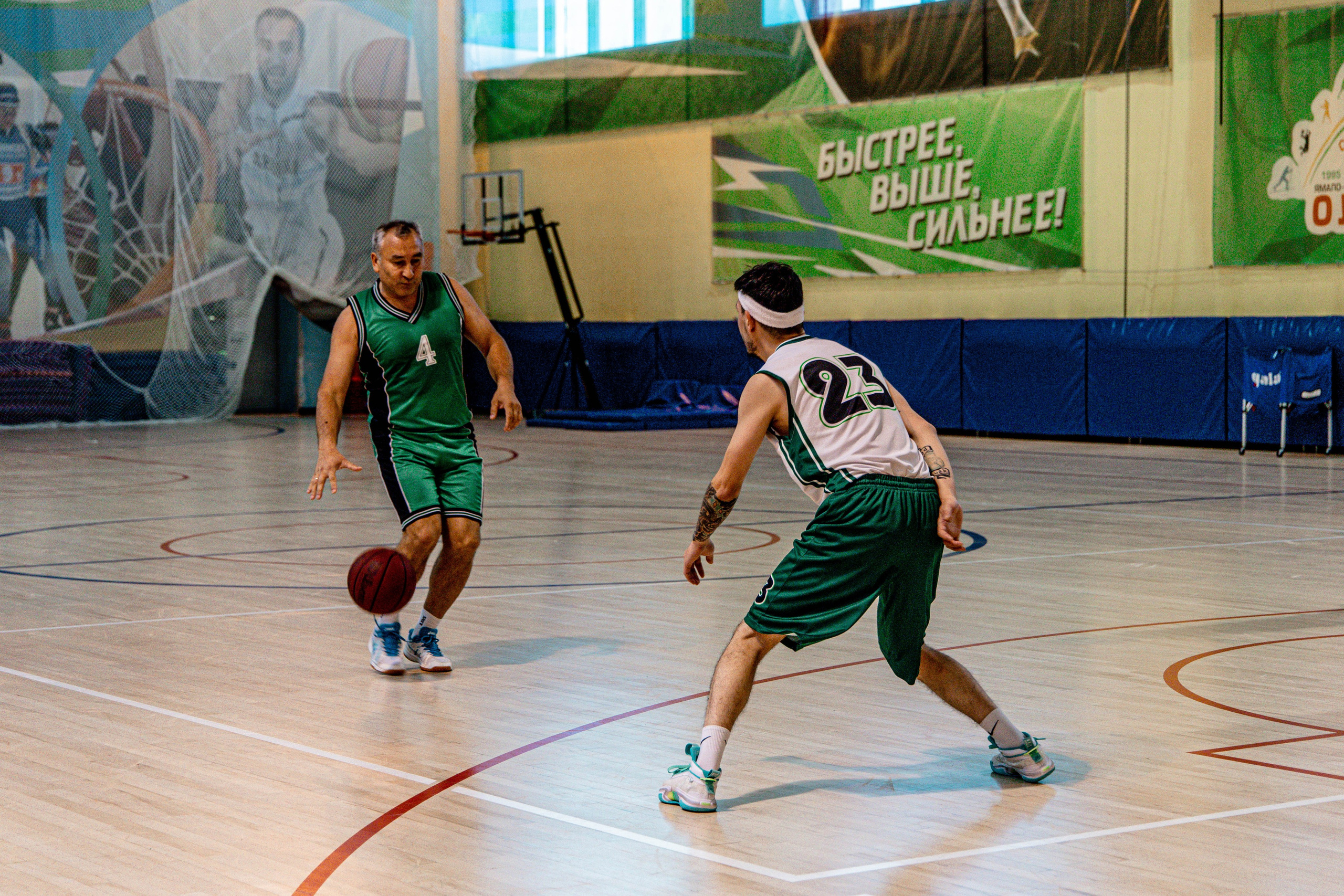 Соревнования по баскетболу в рамках городской спартакиады. Фотограф в Губкинском | Александра Артамонова
