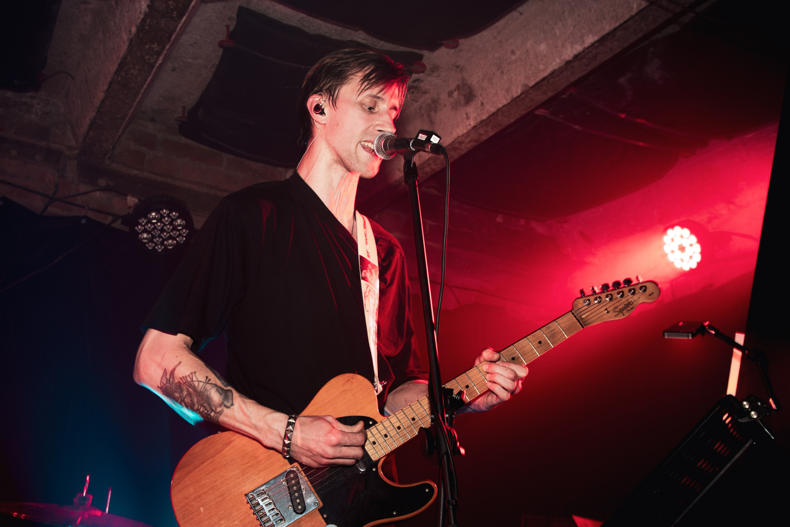 Laugar & Шумы Штормовых Широт & Пожары На Дальнем Севере 11.10.2025. Репортажный фотограф в Москве Legiodot