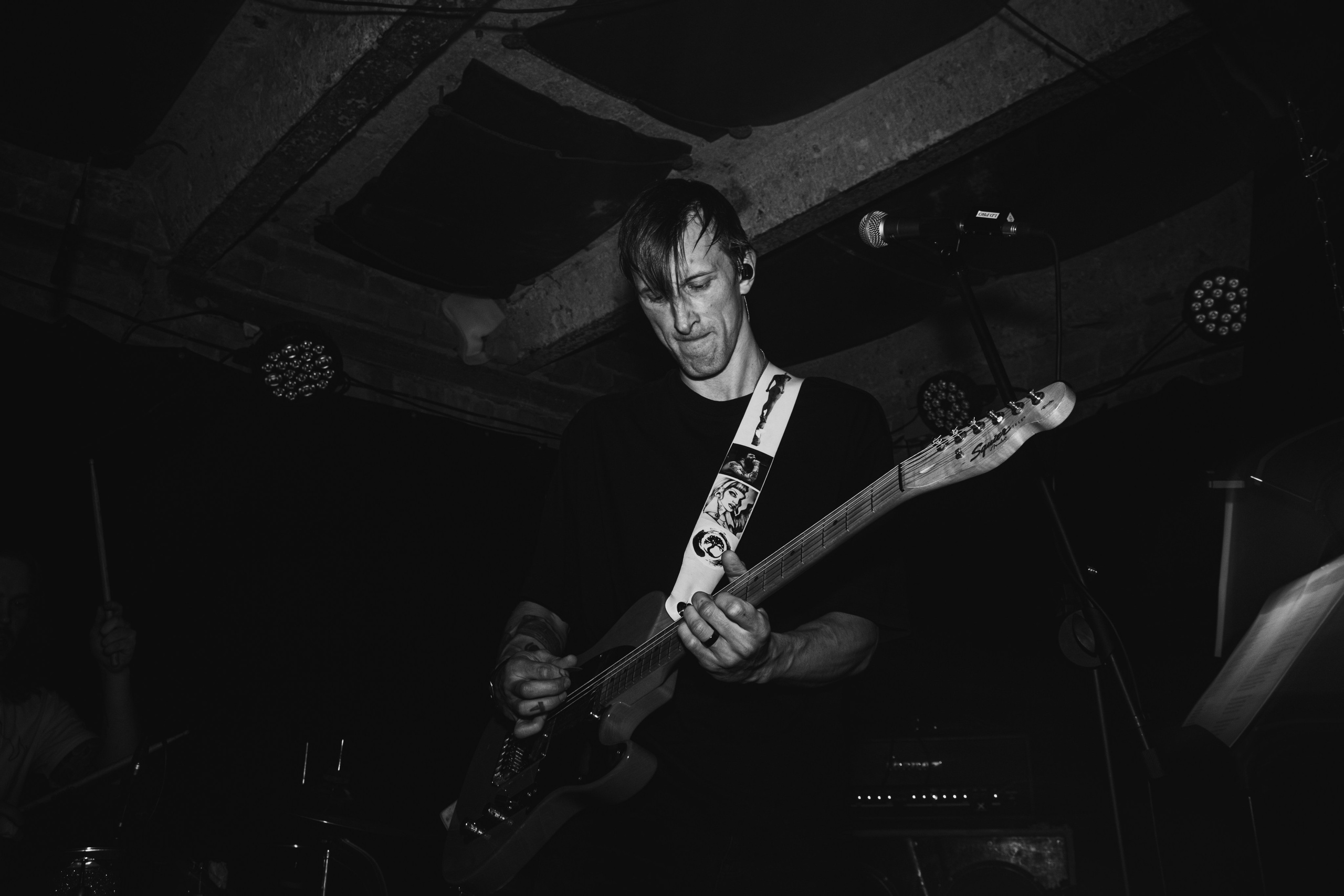 Laugar & Шумы Штормовых Широт & Пожары На Дальнем Севере 11.10.2025. Репортажный фотограф в Москве Legiodot