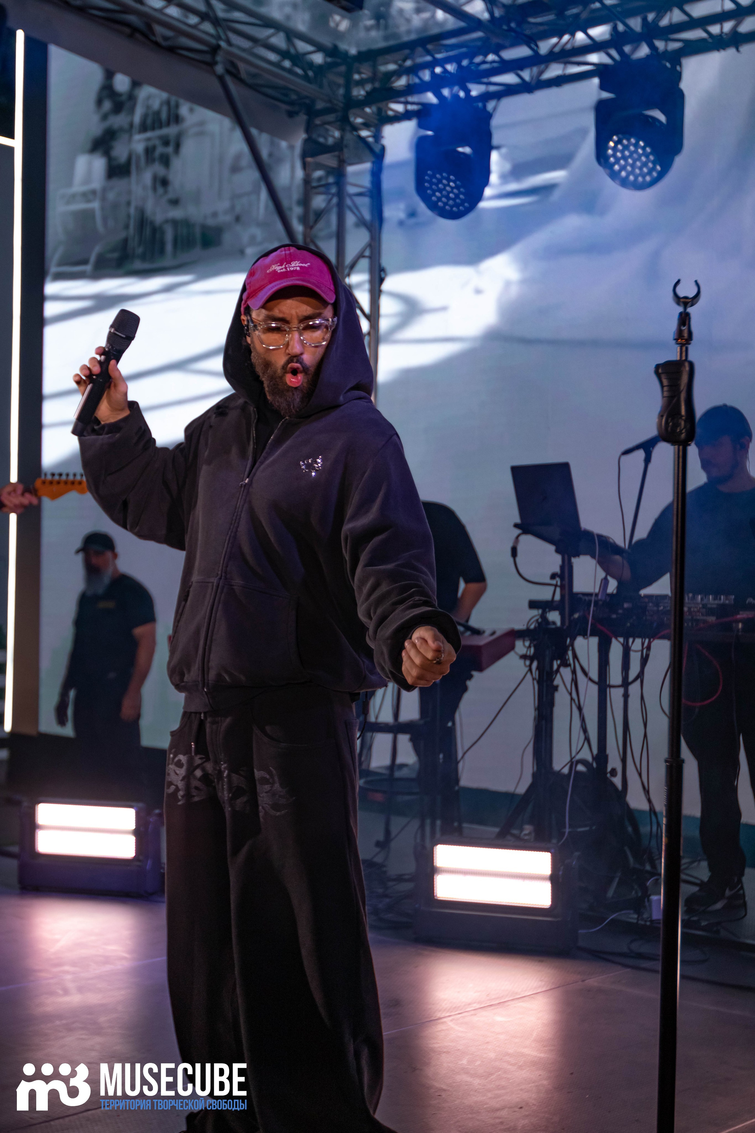 МОТ. Концертный фотограф