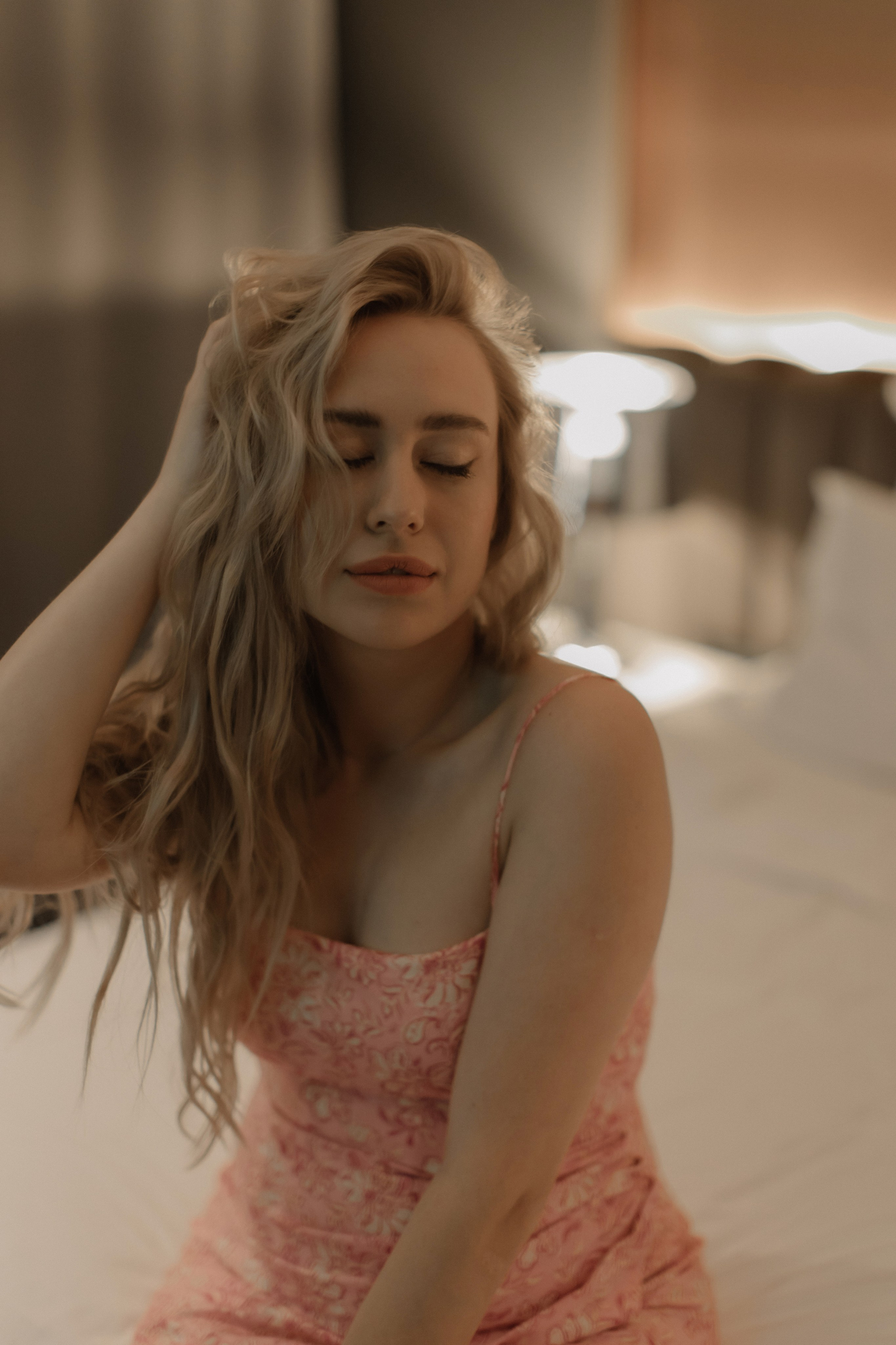 Саша. Фотодень в отеле. Семейный и свадебный фотограф в Москве и Зеленограде Пилипенко Юлия