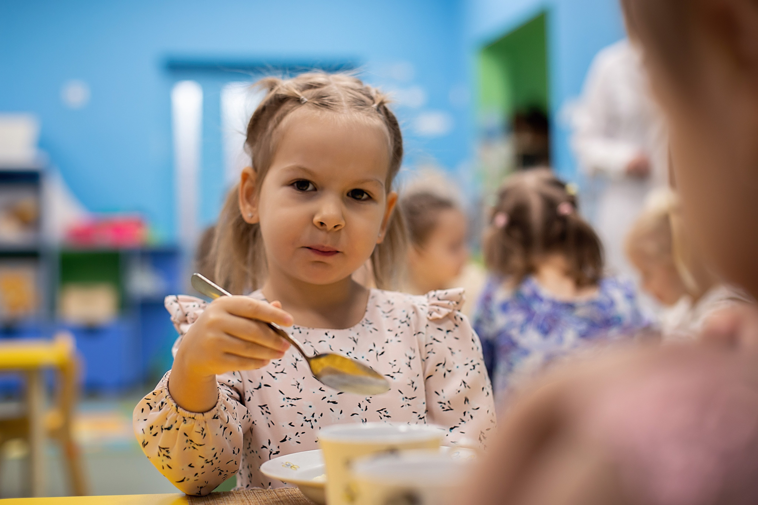 День в саду_Зима_2023 год. Семейный фотограф в Санкт-Петербурге