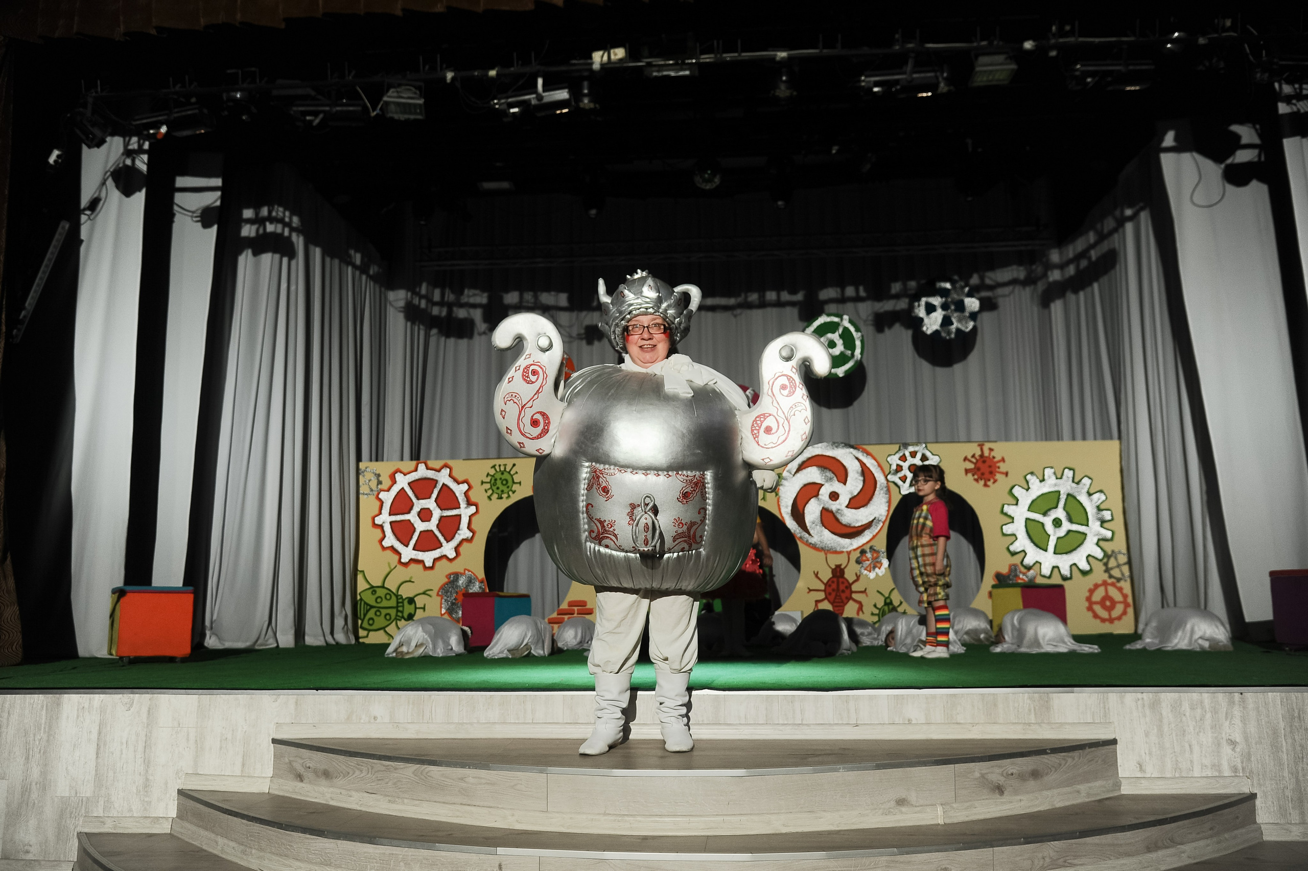 Выпускной 2025, детский центр «Самовар». Фотограф Олег Юршевич Солигорск Минск