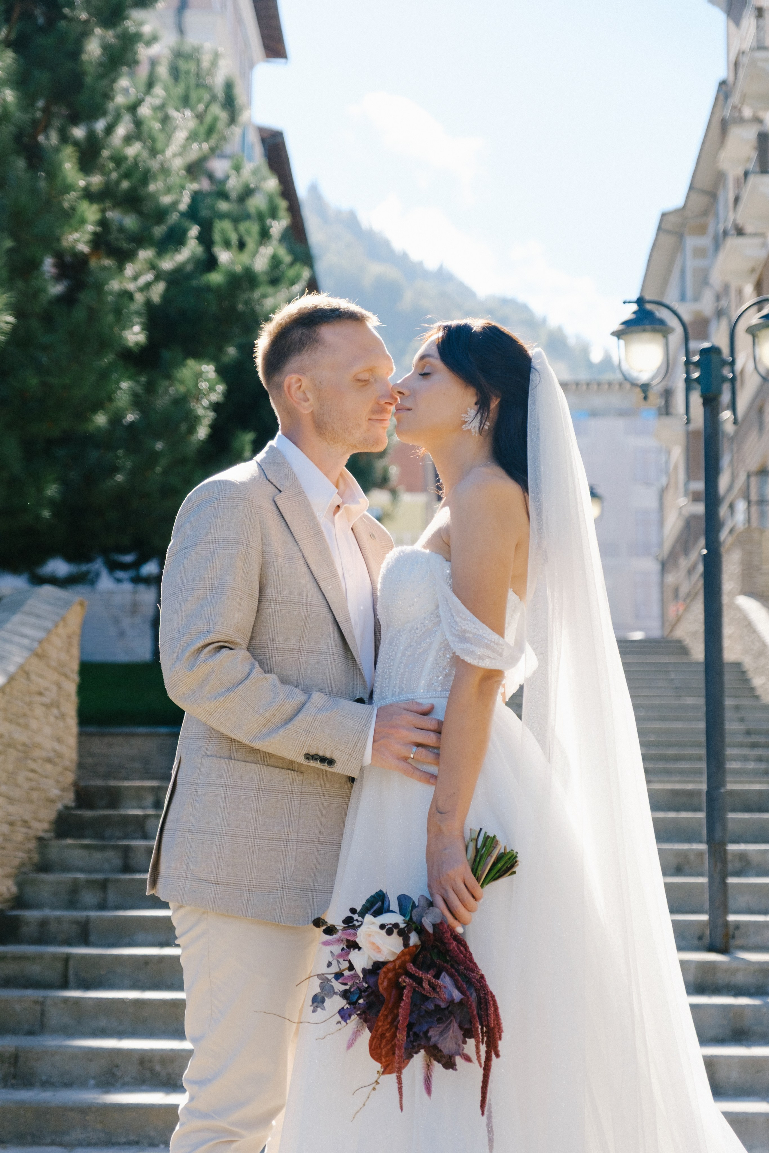 Две Здезды — Храм 19 века. Свадебный Видеограф Фотограф в Сочи