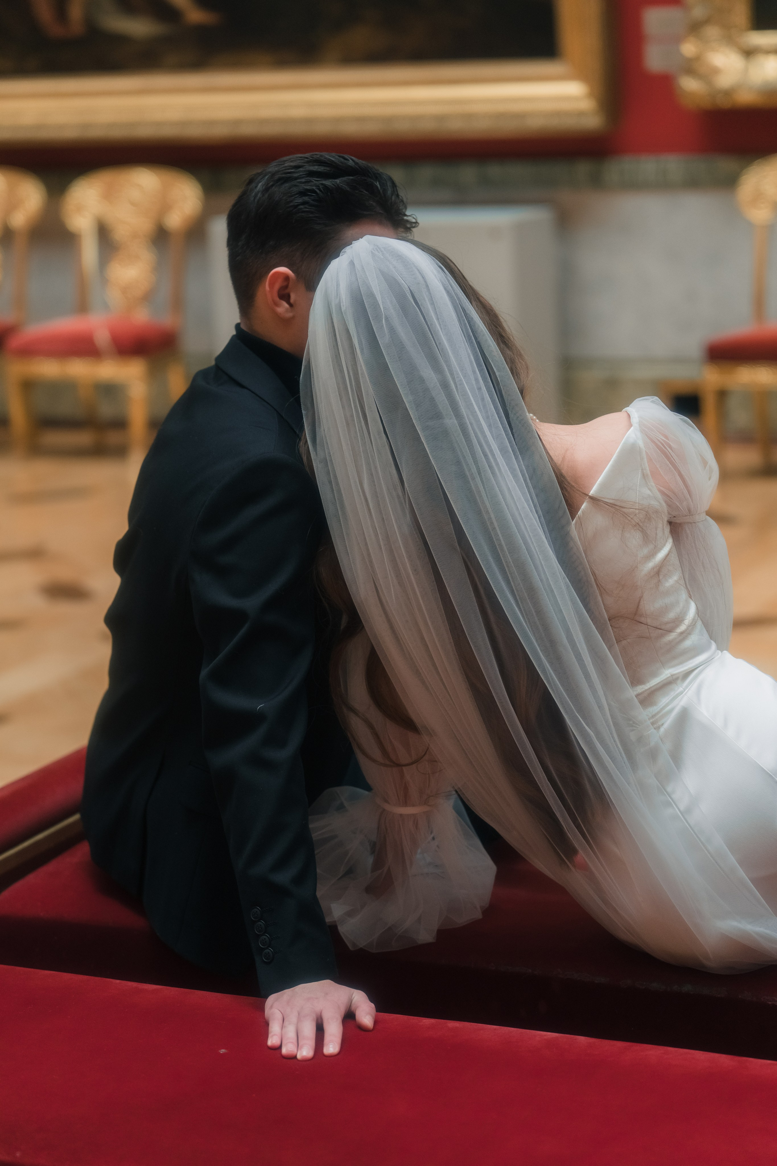 Фотосессия в Эрмитаже упрекрасно передаст Ваш стиль свадьбы!