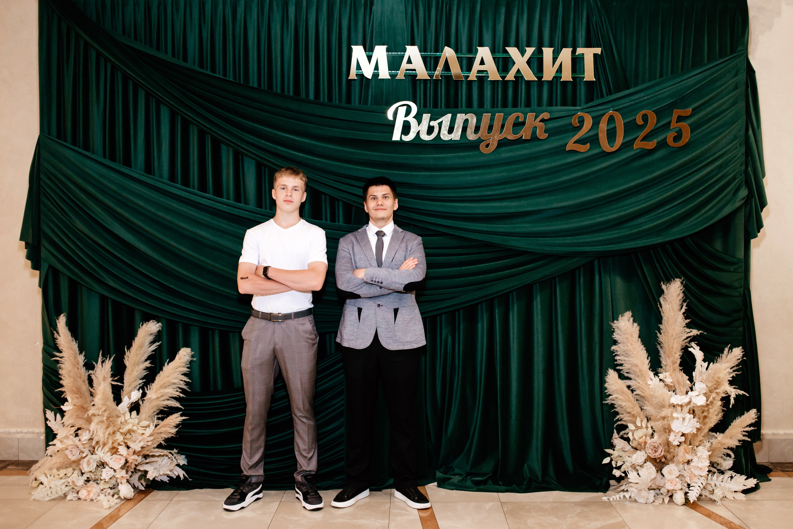 Выпускной 2025 (9класс) 124 школа. Фотограф в Челябинске Ополихина Анна