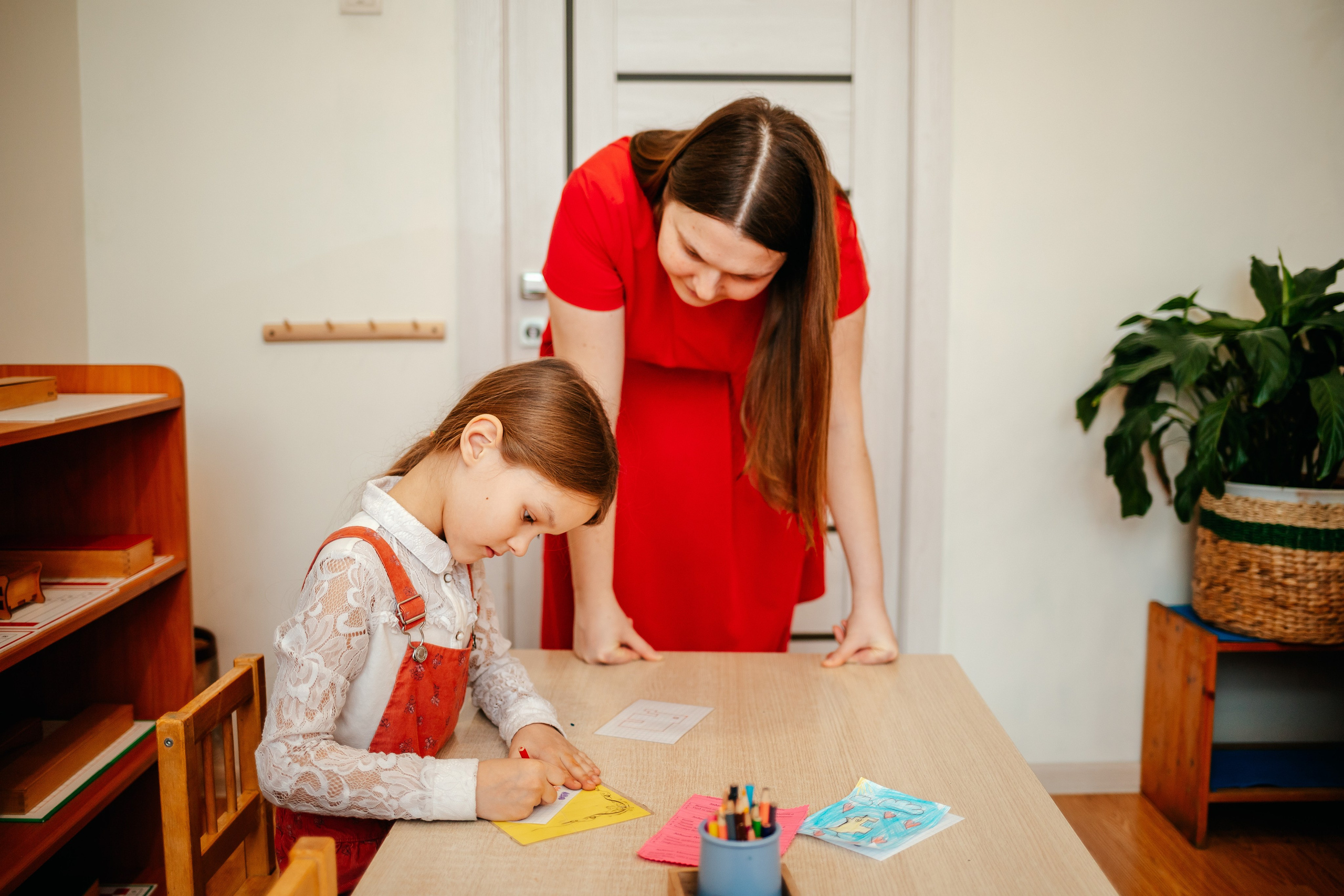 8 марта в Монтессори-саду. Семейный lifestyle фотограф в Санкт-Петербурге Людмила Пахомова