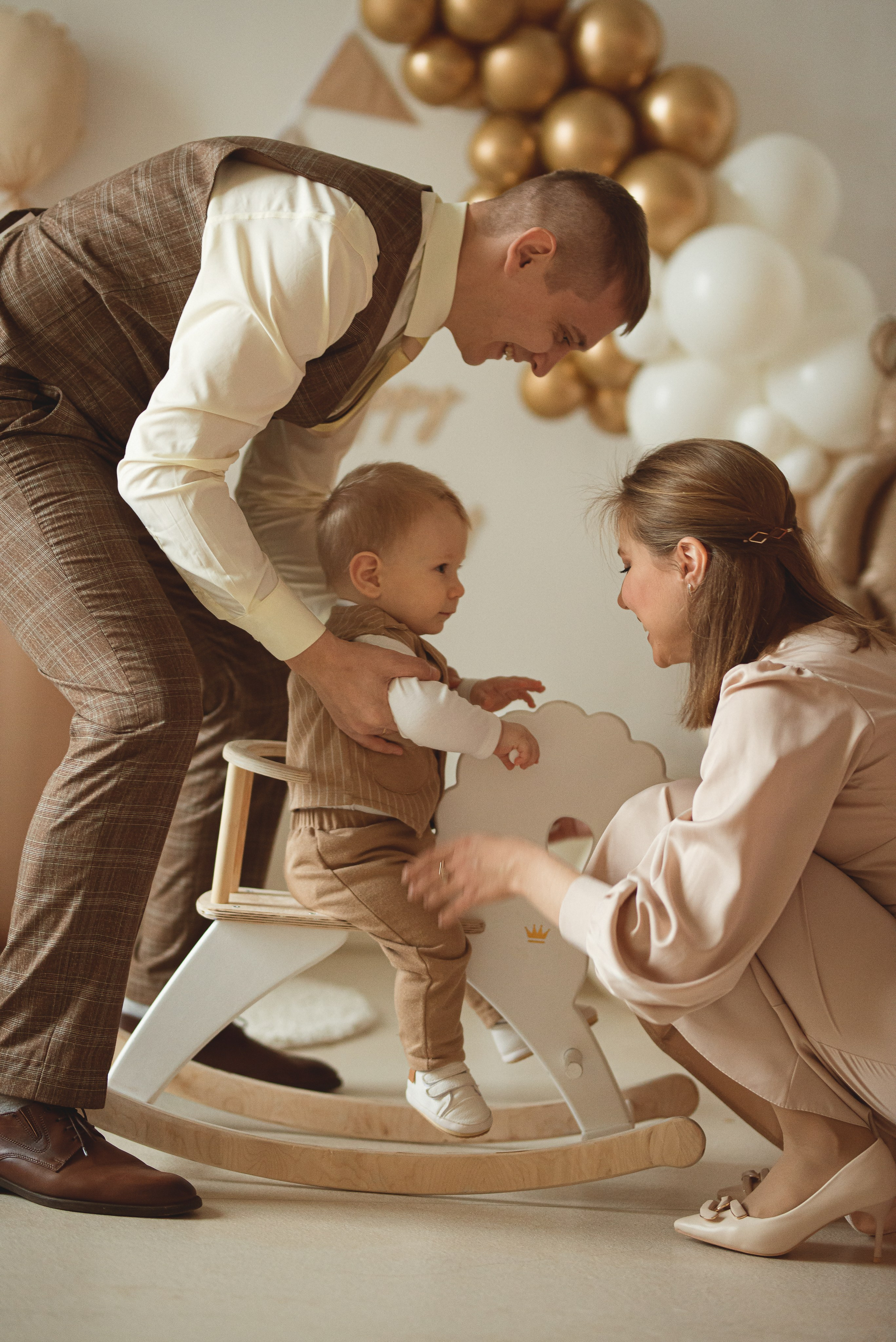 Арсению 1 годик. Фотограф Таинств Крещения и Венчания в г. Курске