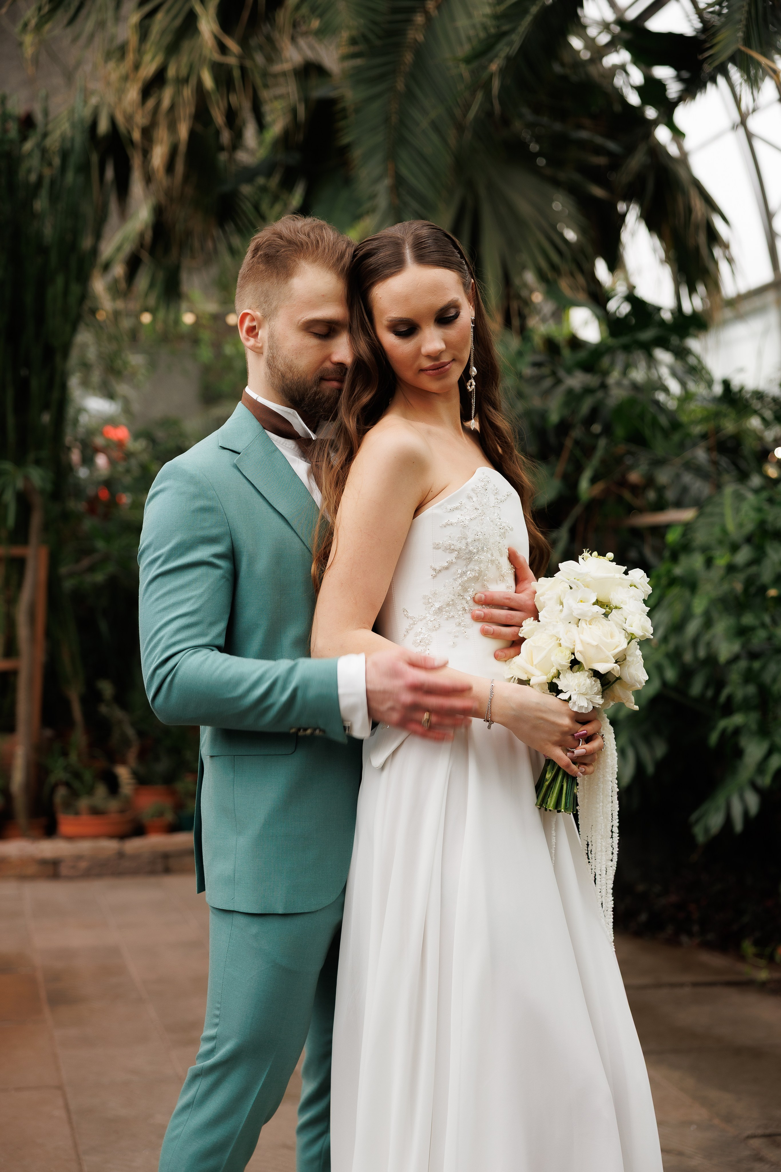 Свадебная прогулка в оранжерее. Питер. Свадебный и семейный фотограф в Москве Красинская Мария