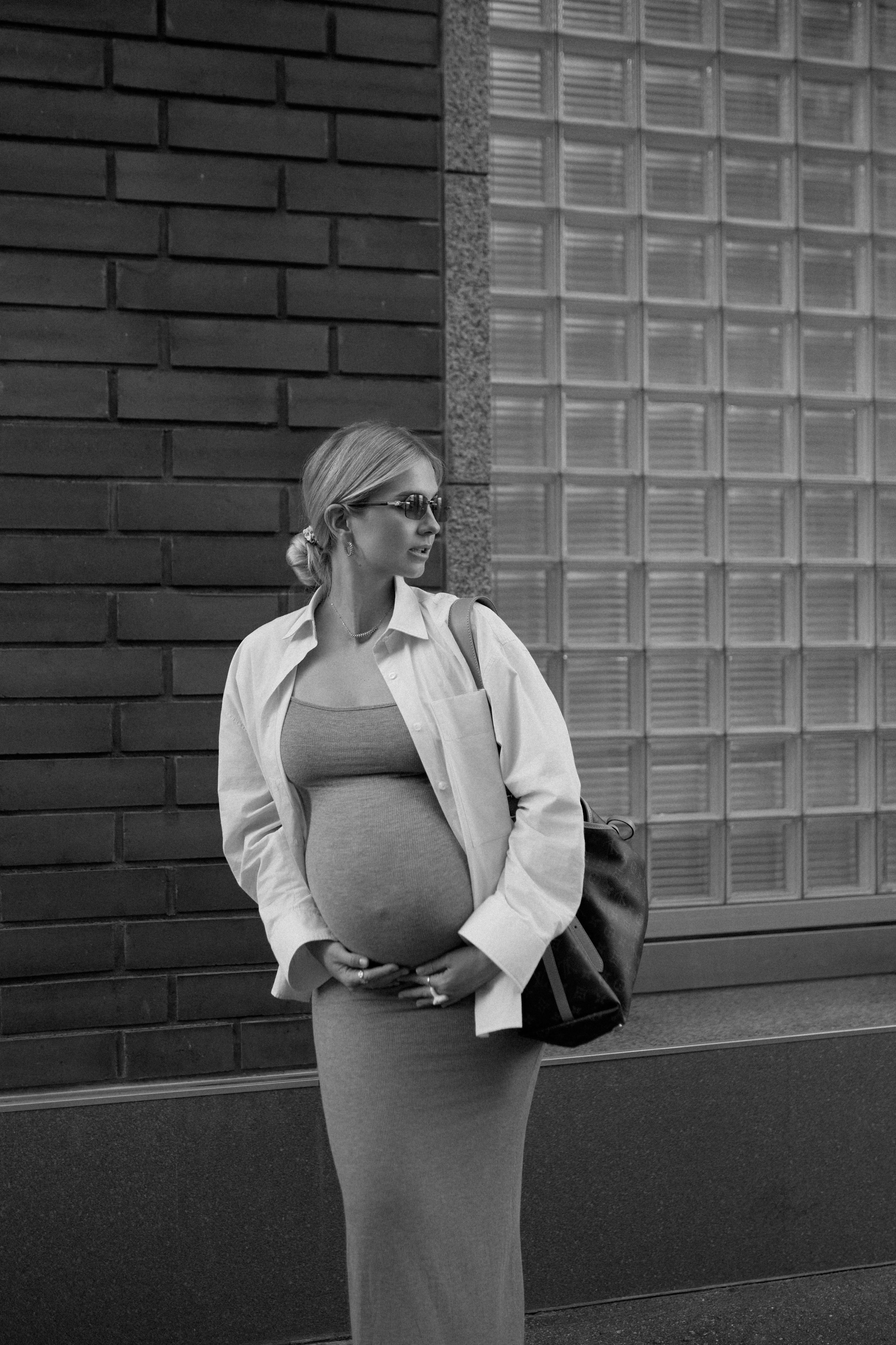 Стильная фотосессия беременности. Сестры Карабаза. Фотографы и ретушеры в Москве и Санкт-Петербурге