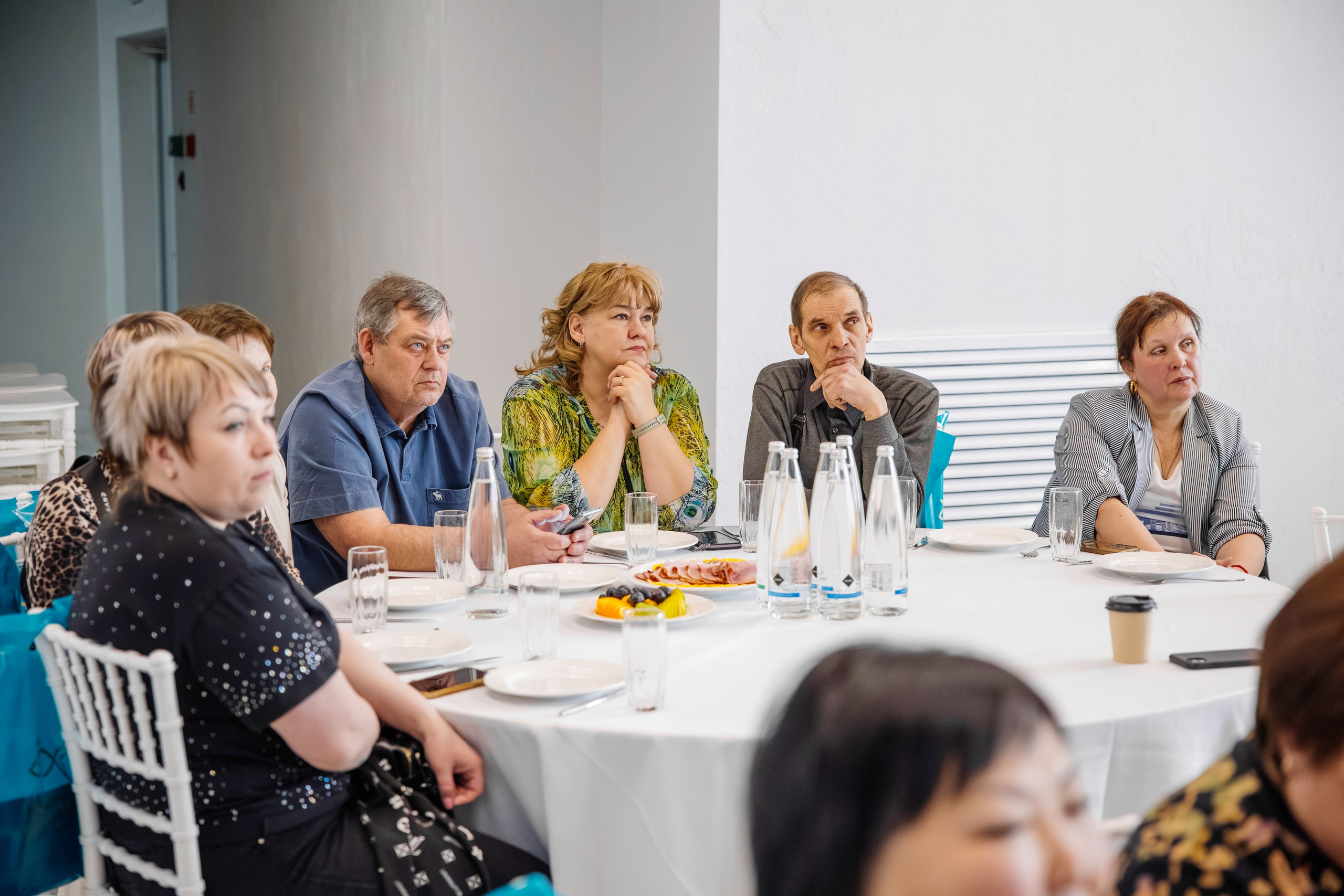 Империя Изобилия — выступления спикеров для предпринимателей. Свадебный фотограф в Иркутске Бобылев Никита