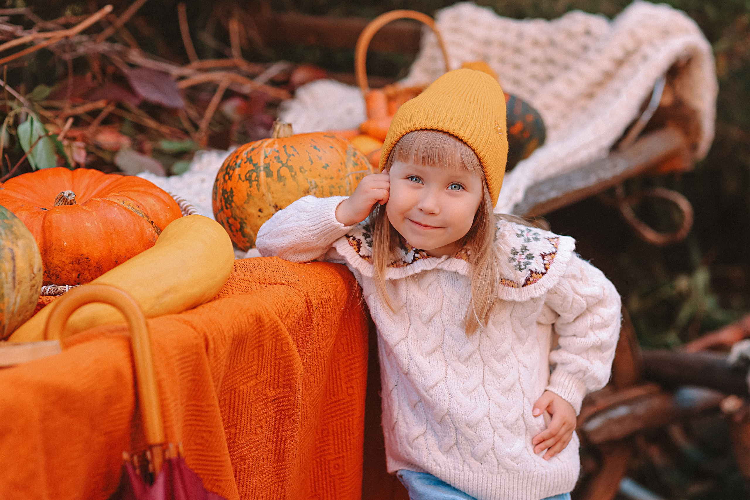 Тыквы. Семейный фотограф Тюмень, фотограф на роды Салмина Мария