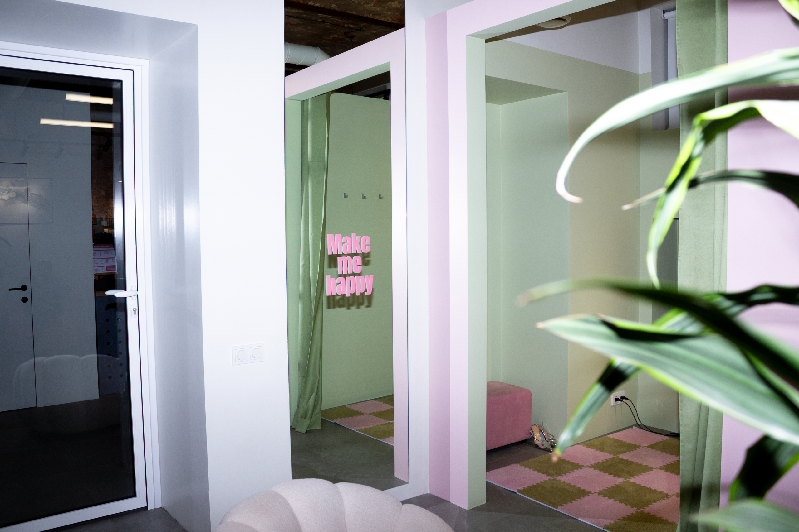 Вернисаж Таро Анонс & Make Me Happy. Крылов Кирилл Фотограф Москва