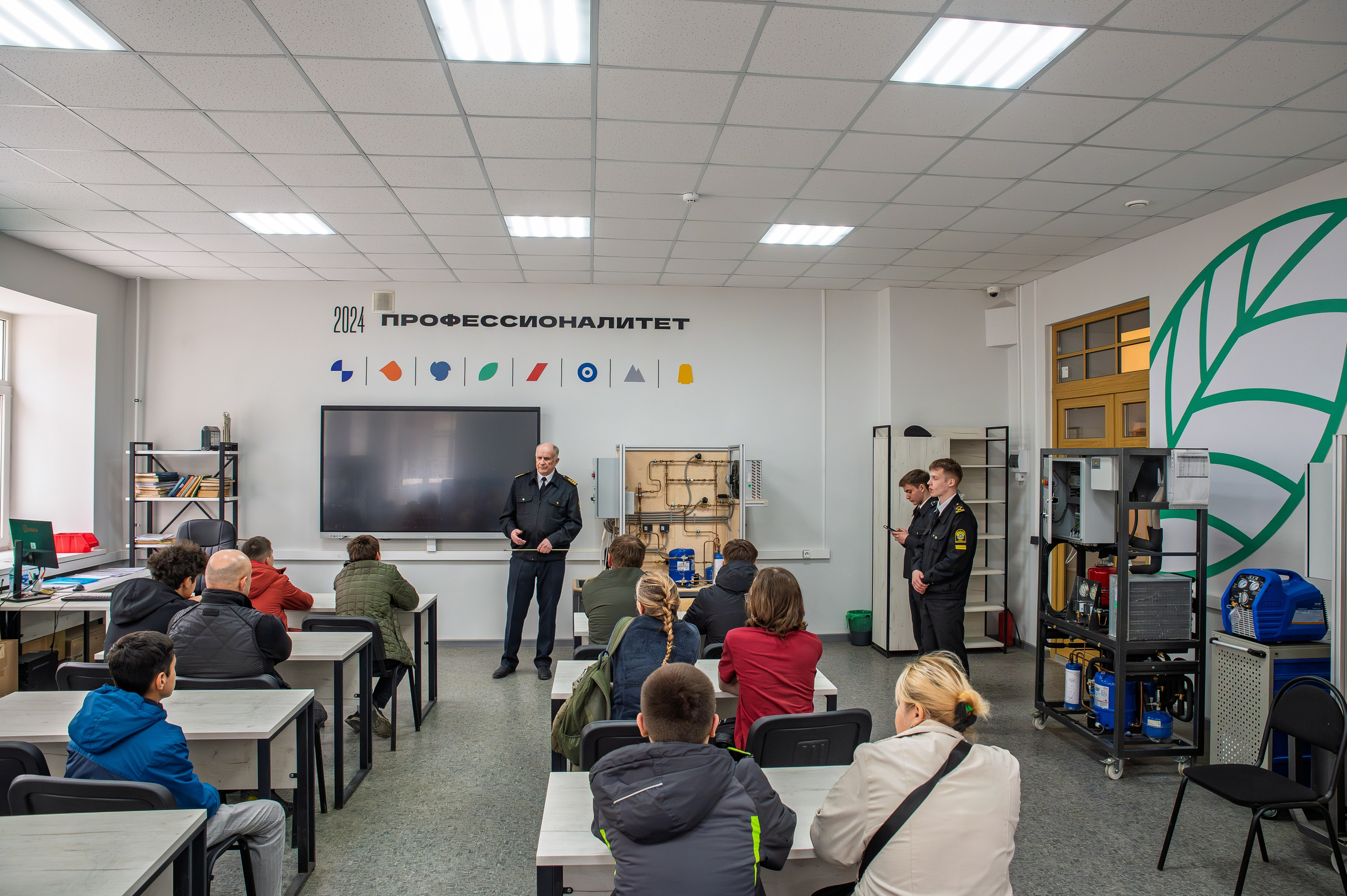 День открытых дверей в колледже. Профессиональный фотограф в Санкт-Петербурге