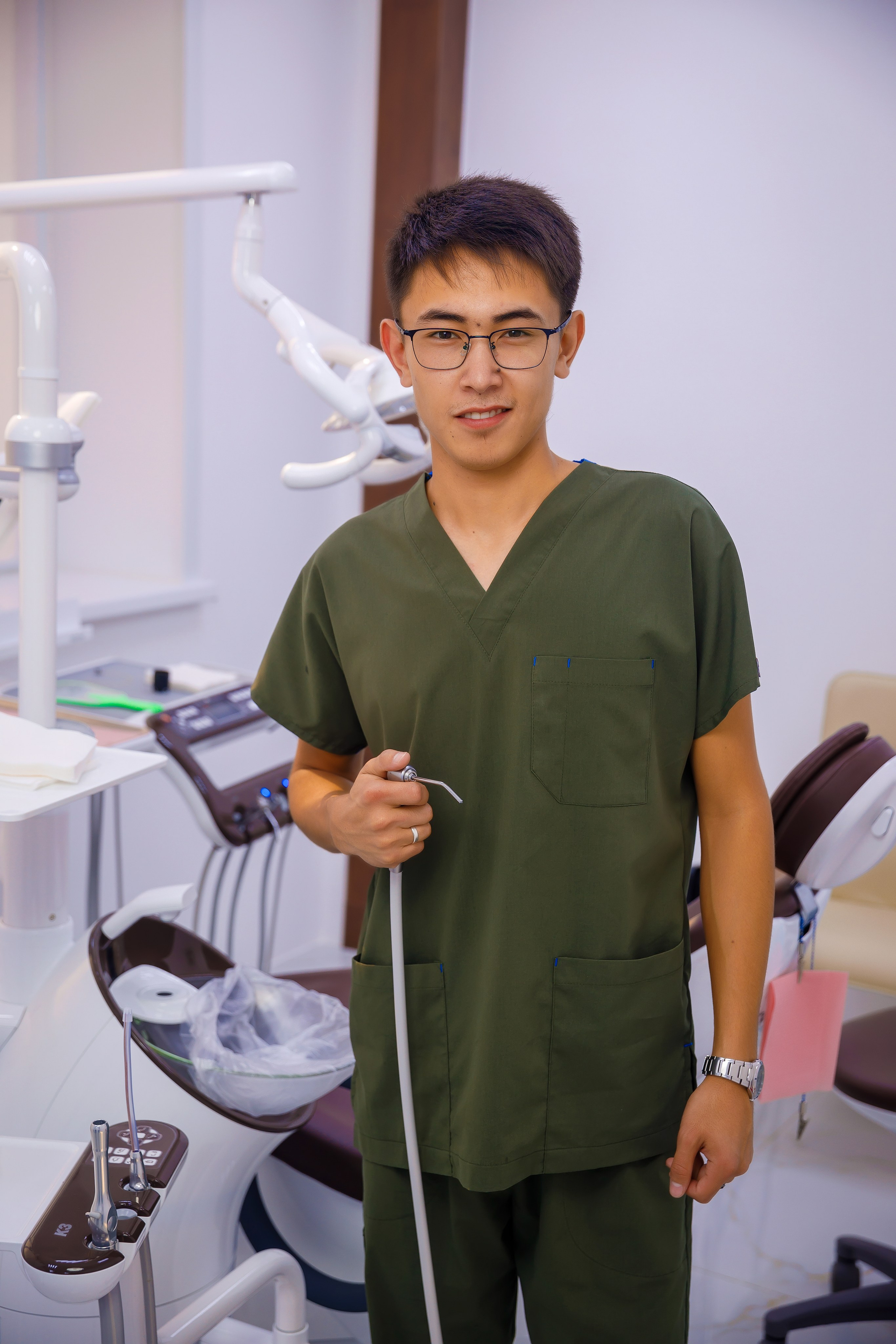 Стамотология. Семейный и Свадебный фотограф в Астане Александр Астапов