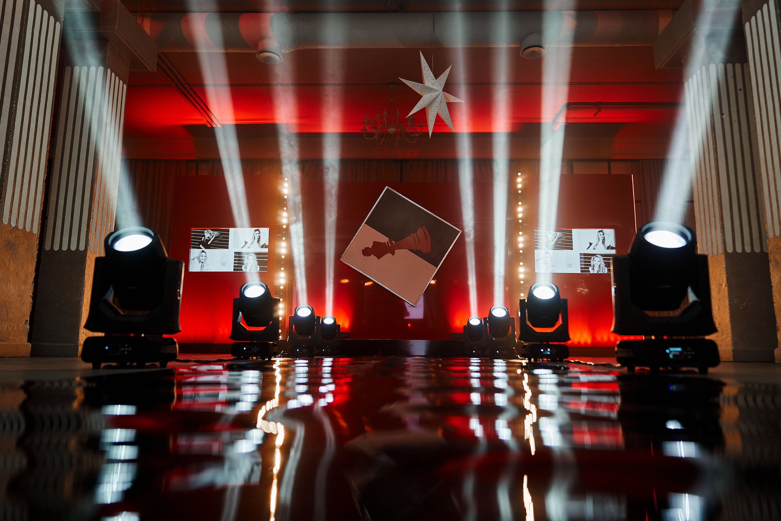 Красиво декорированная фотозона