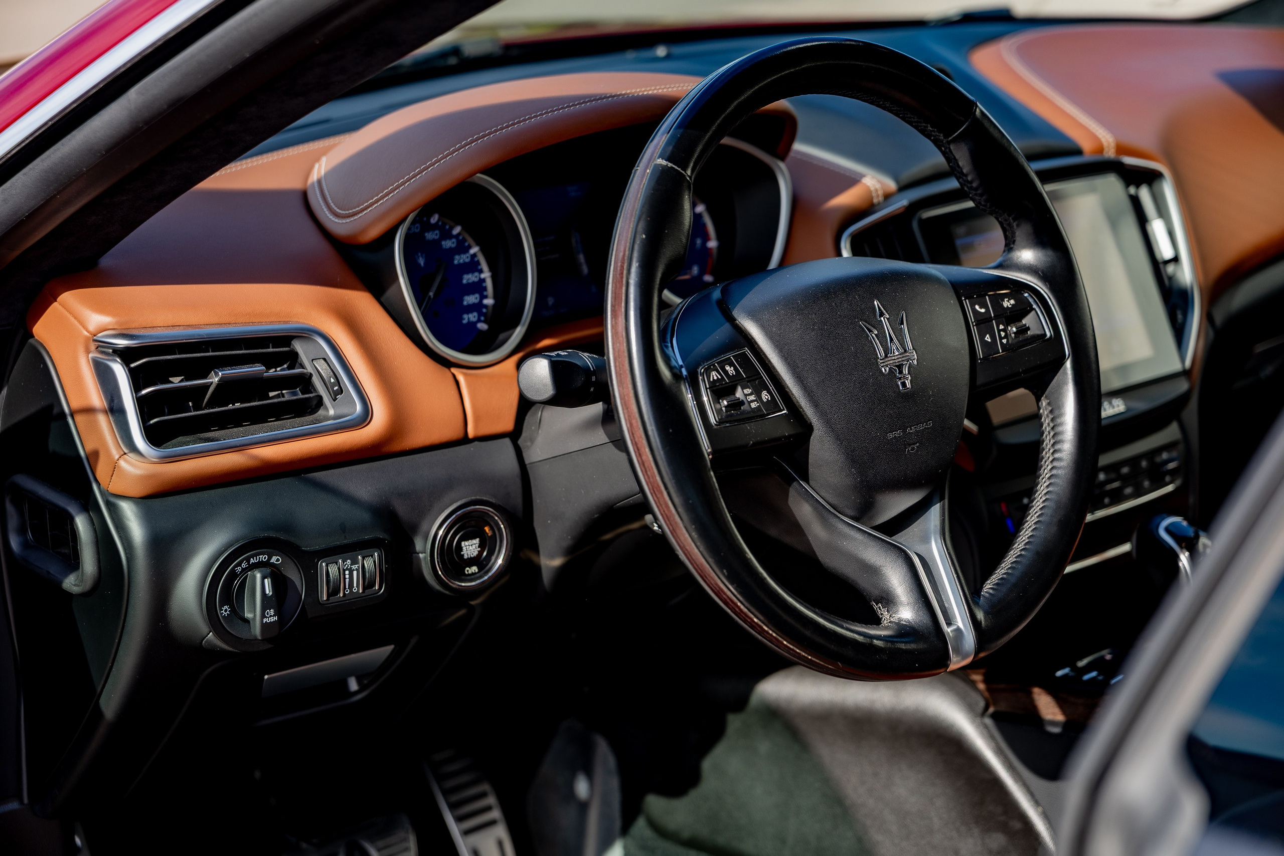 Maserati. Профессиональный фотограф Natali Aieteia
