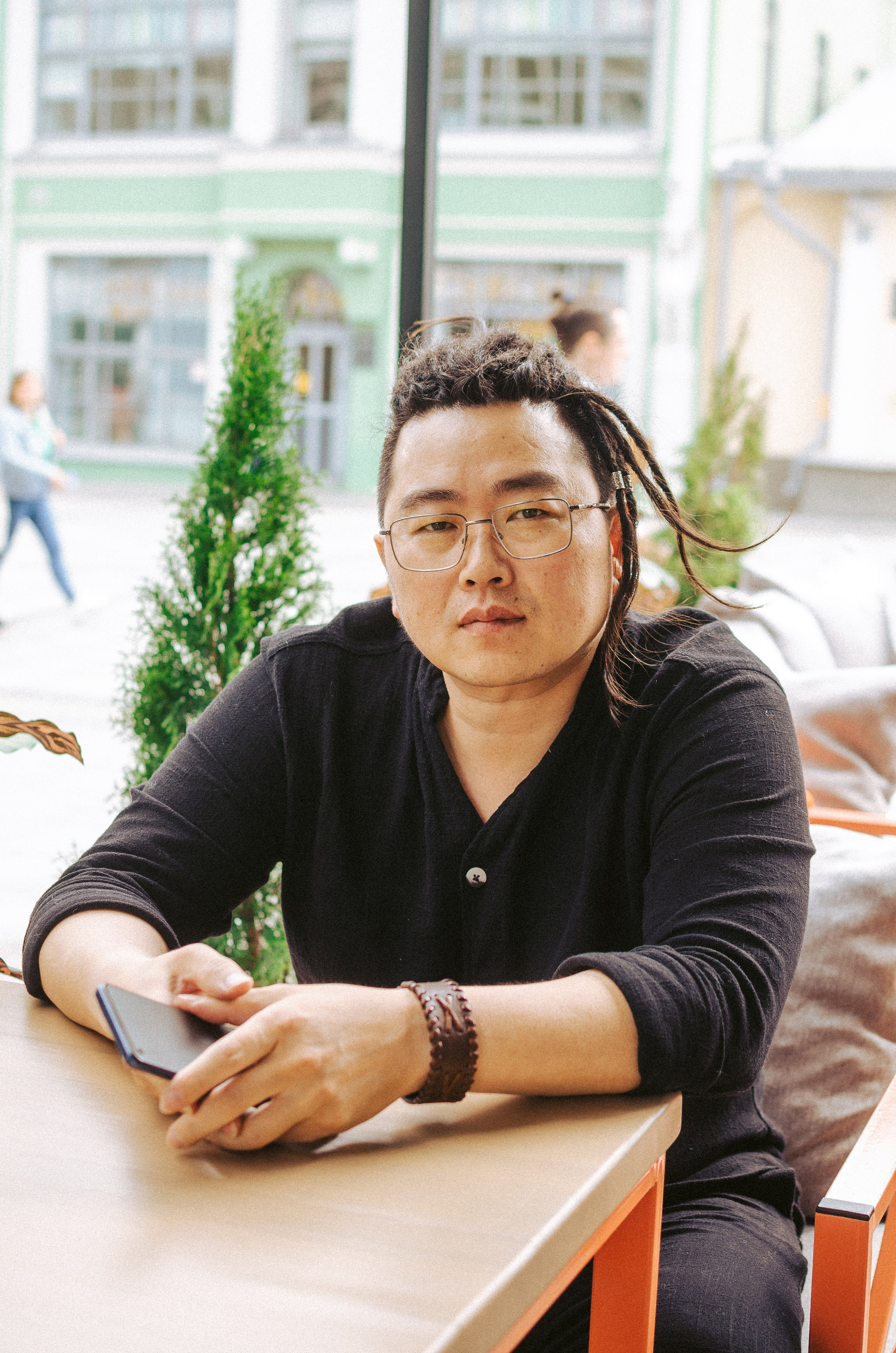 Анатолий. КВЭЛ — Кто Все Эти Люди