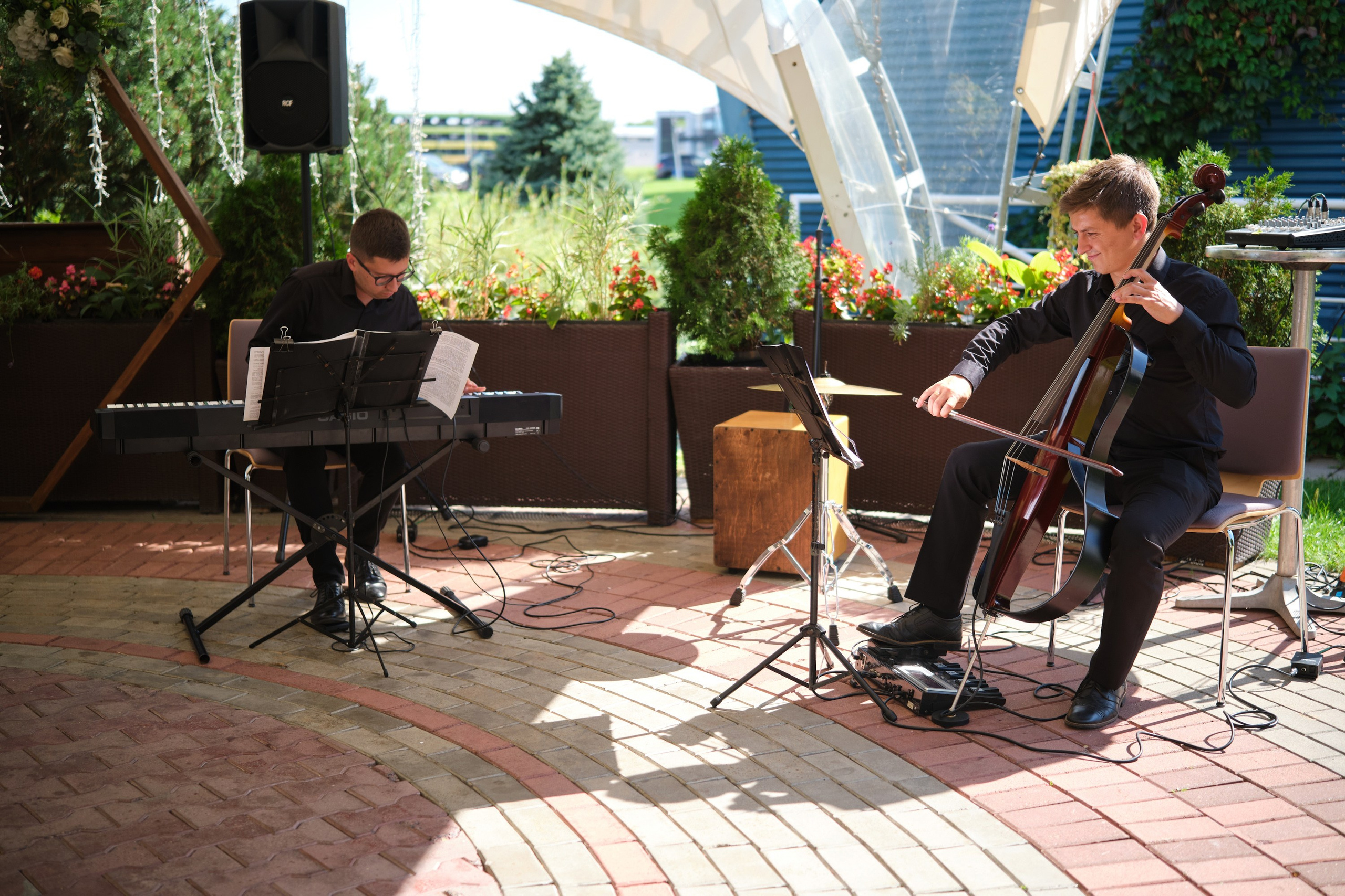 Презентация электромобиля JAC E30X в IBB Hotel. Репортажный фотограф Дмитрий Литвинский. Минск, Беларусь, мир