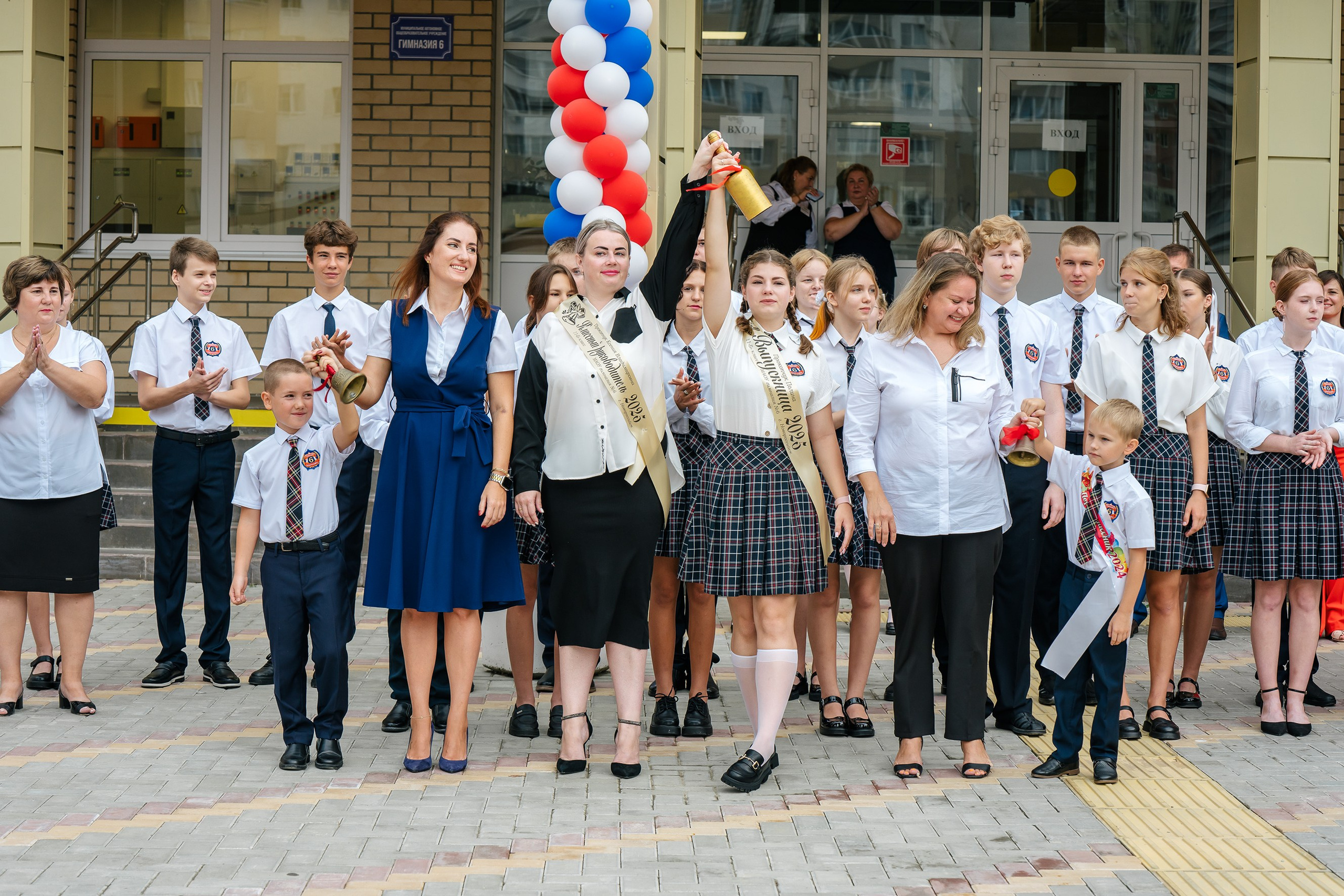 1 сентября. Выпускные альбомы, школьные фотосессии в городе Новороссийске