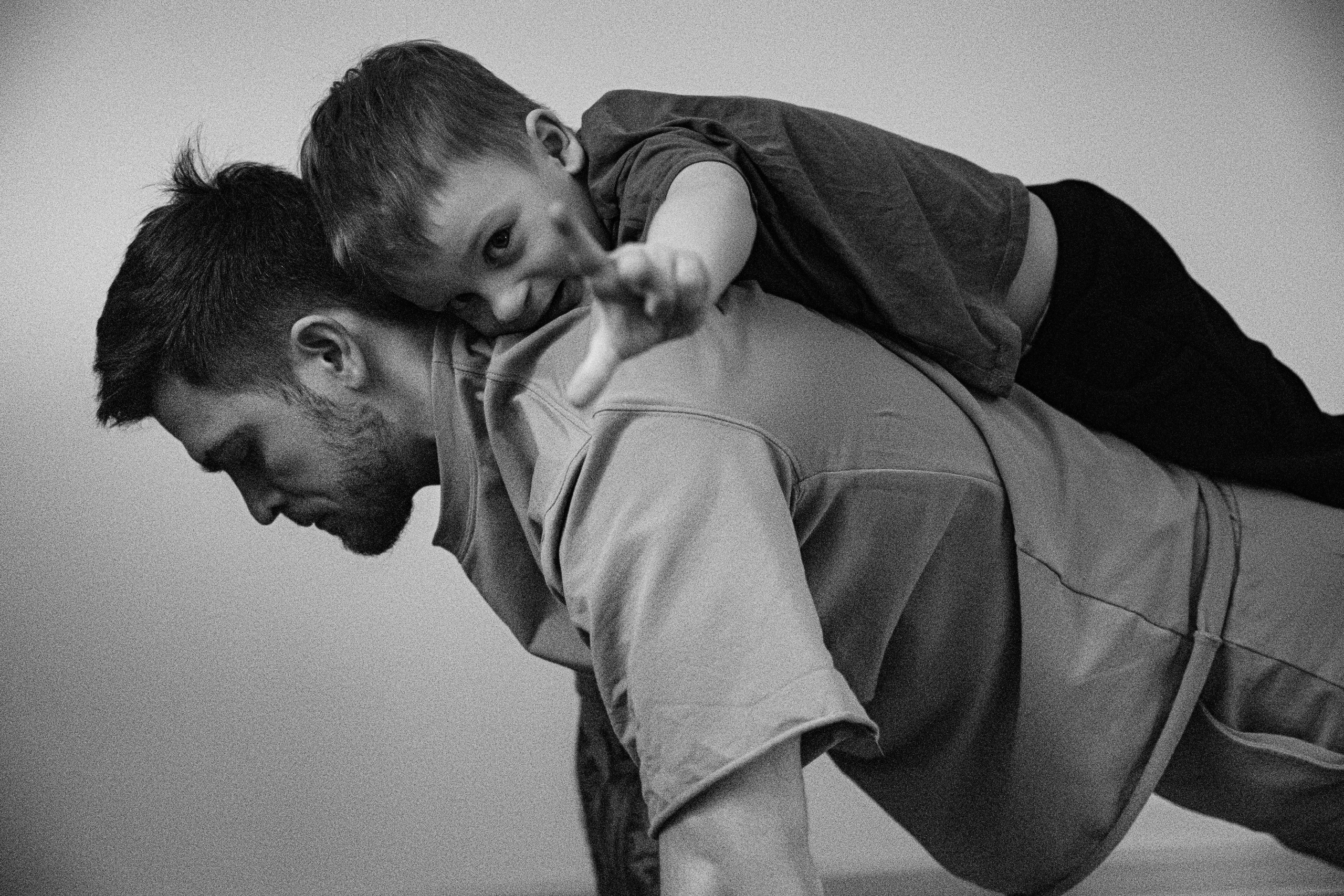 Семейная фотосъемка в студии и дома. Фотограф и видеограф в Санкт-Петербурге Динара Гольдина
