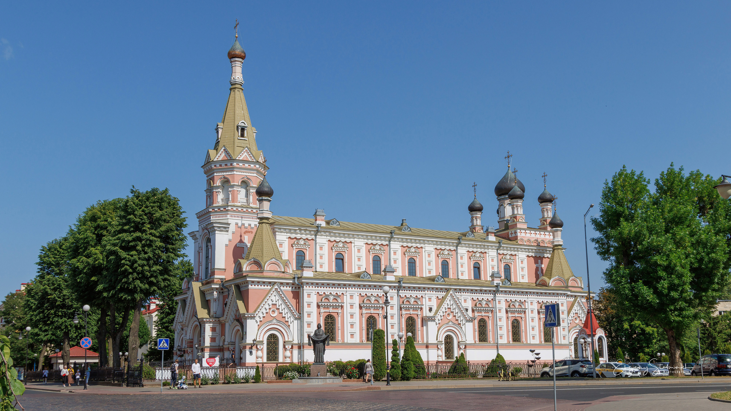 Храмы, костёлы и церкви. Фотограф Евгений Стельмах в Молодечно и Минске