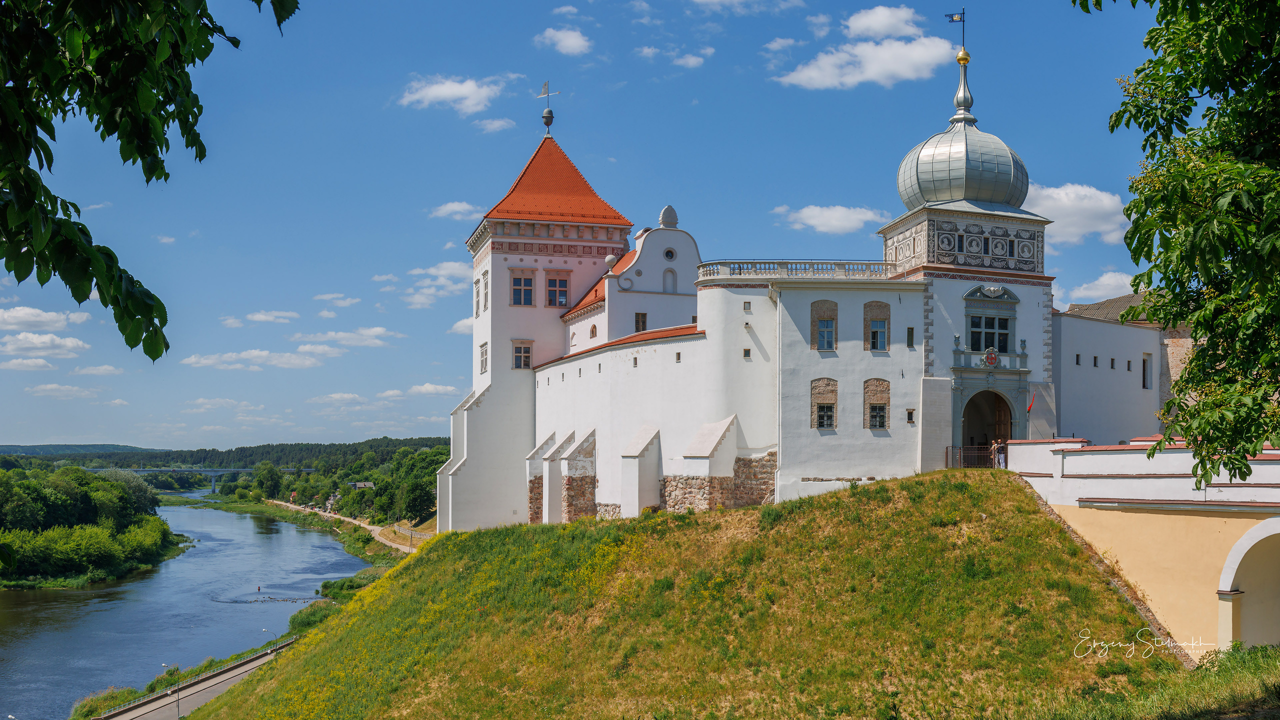 Храмы, костёлы и церкви. Фотограф Евгений Стельмах в Молодечно и Минске