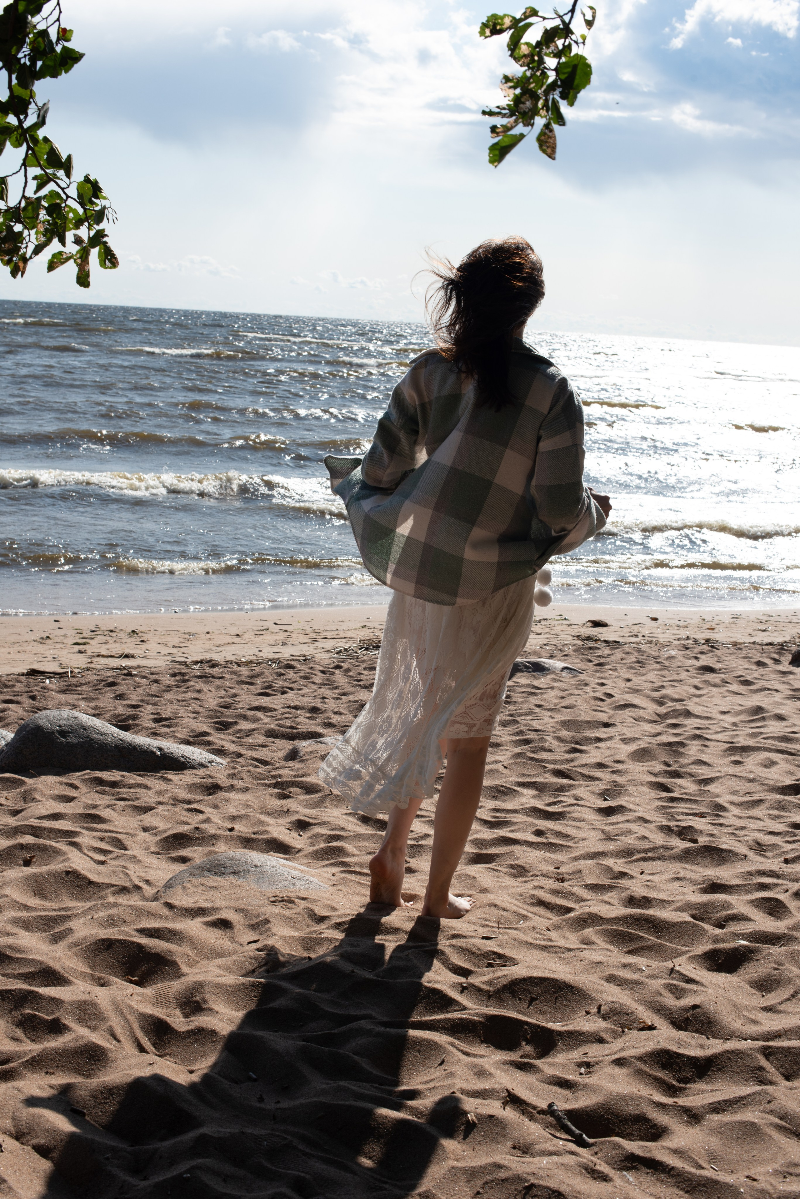 Галя на берегу финского залива. Фотограф в СПБ Светлана Князева