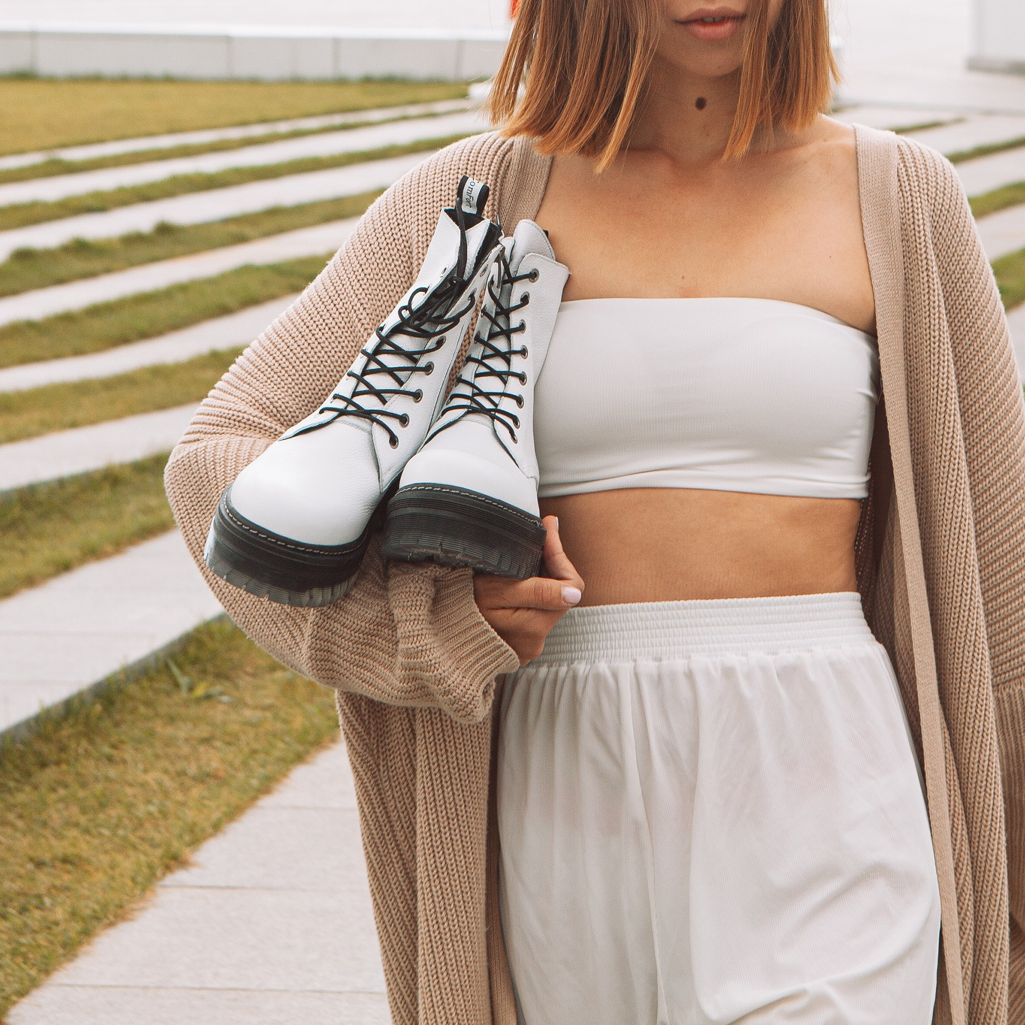 Обувь-модели. Съемка в фотостудии для маркетплейсов. Топ-фотограф