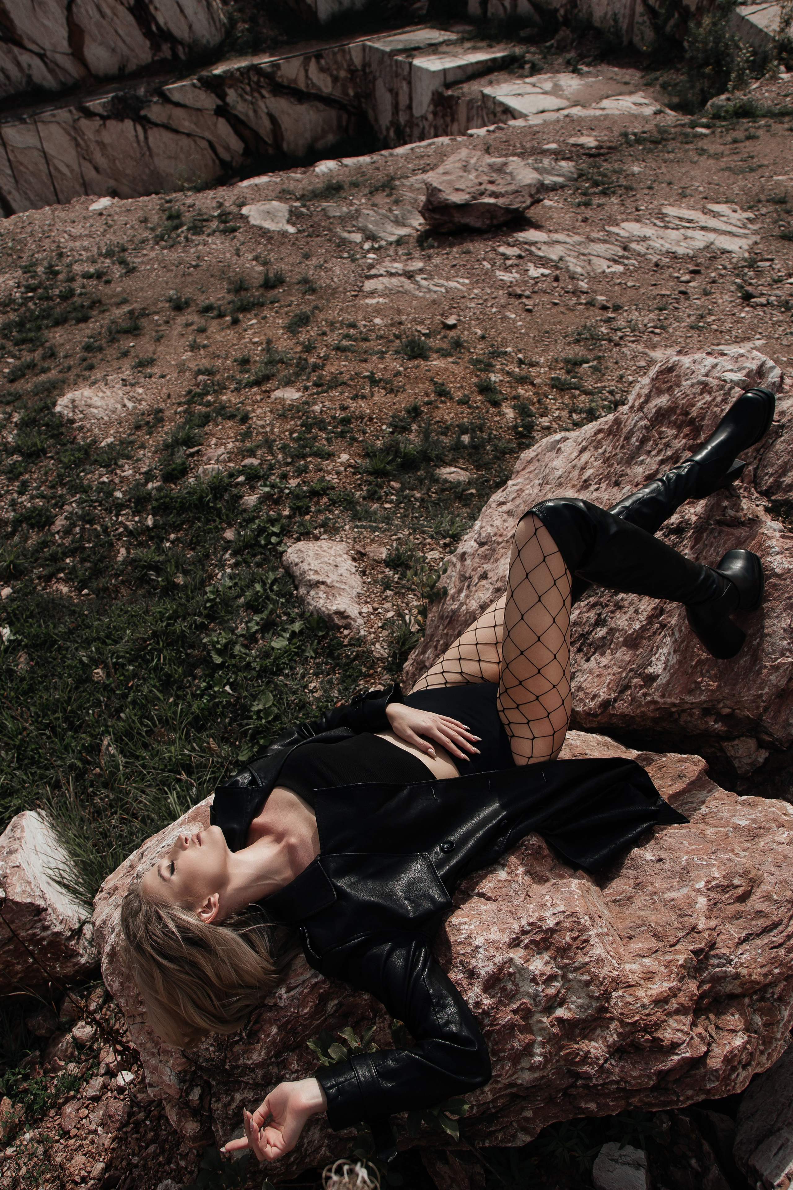 ФОТОСЕССИЯ КО ДНЮ РОЖДЕНИЯ НА МРАМОРНОМ КАРЬЕРЕ. Фотограф в Киселёвске Татьяна Трухалева