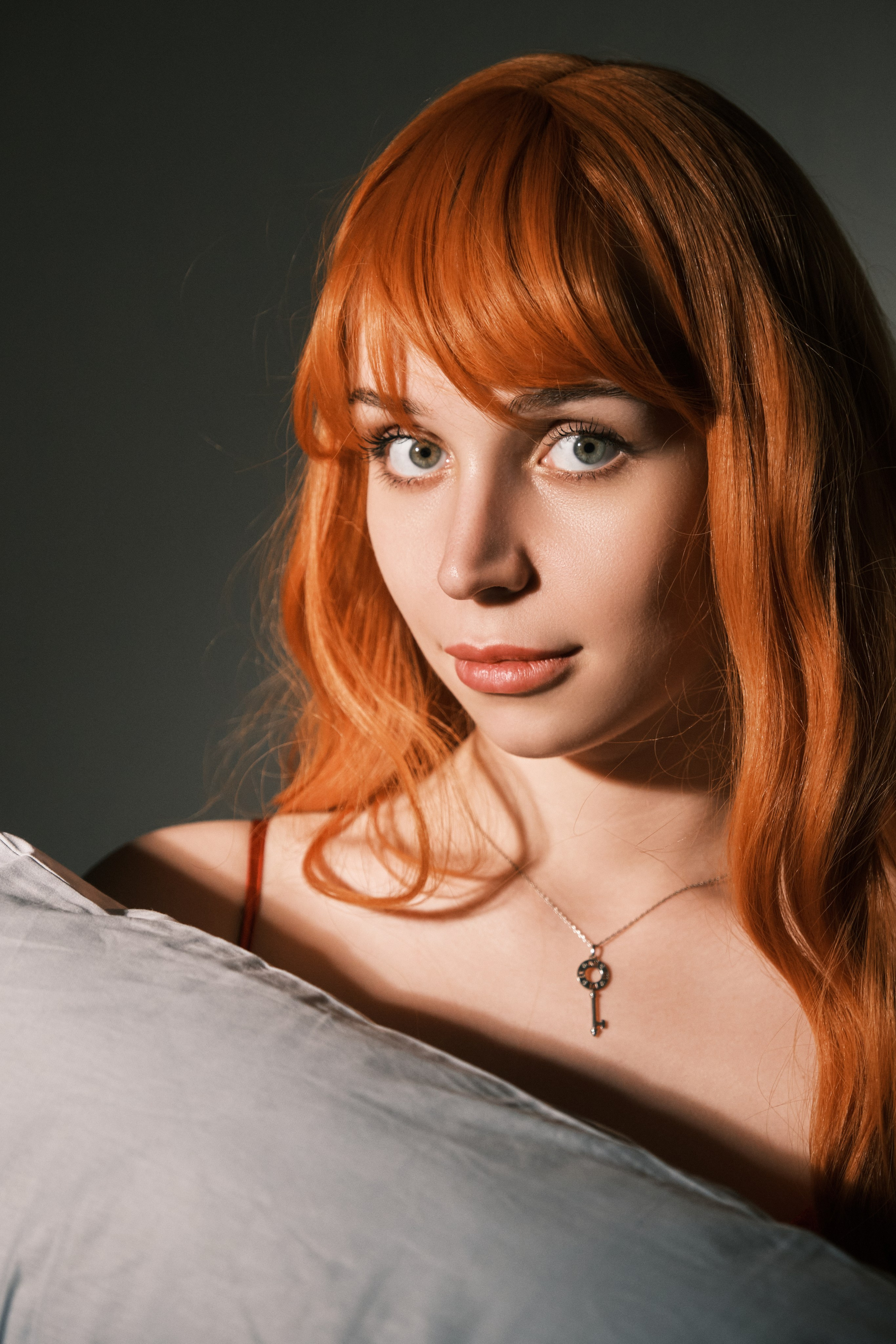 Домашние фотосессии, фотосессии у тебя дома в Санкт-Петербурге. Фотограф женский портретный будуар лавстори Санкт-Петербург Виктор Иванов