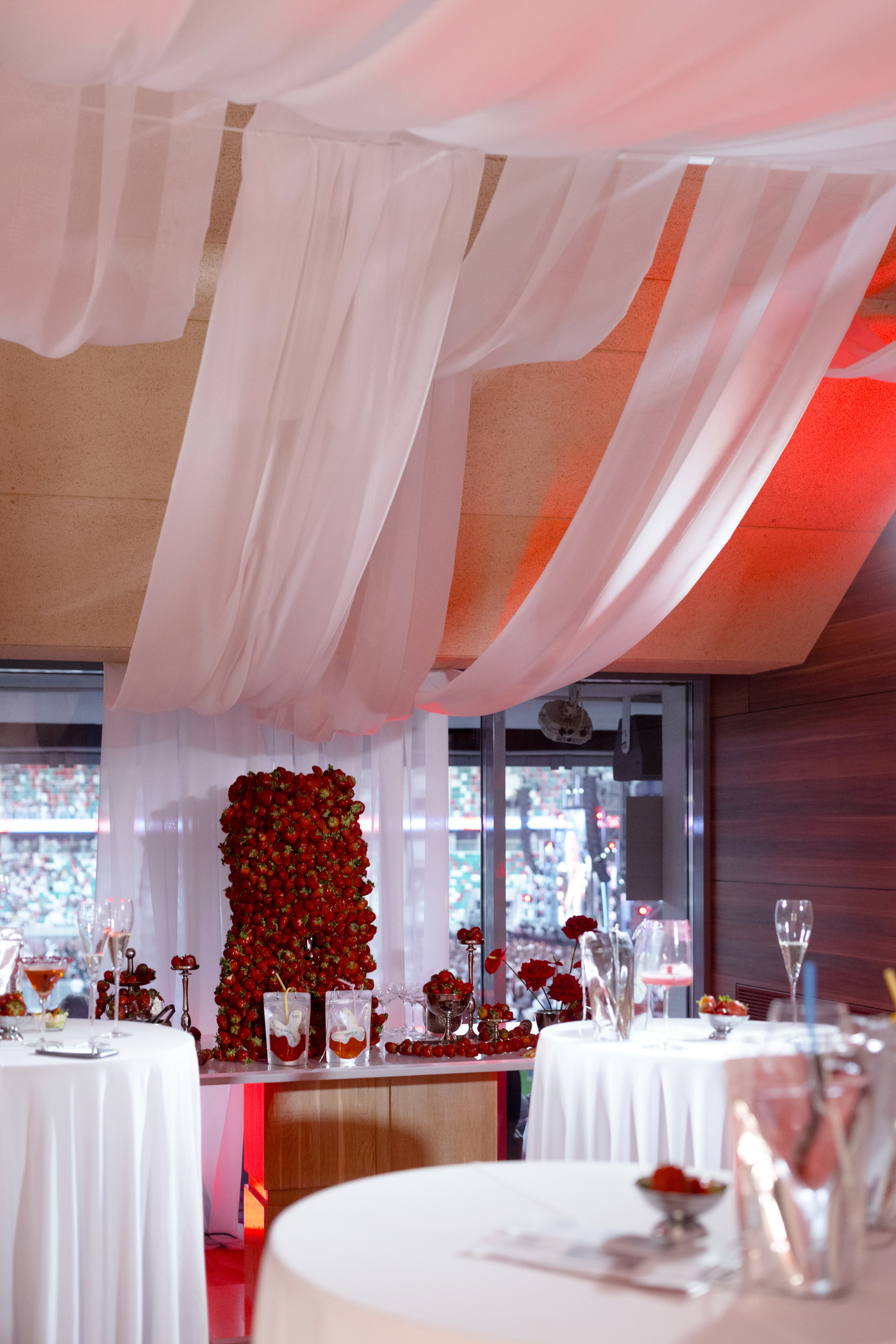 Strawberry event. Свадебный фотограф в Минске