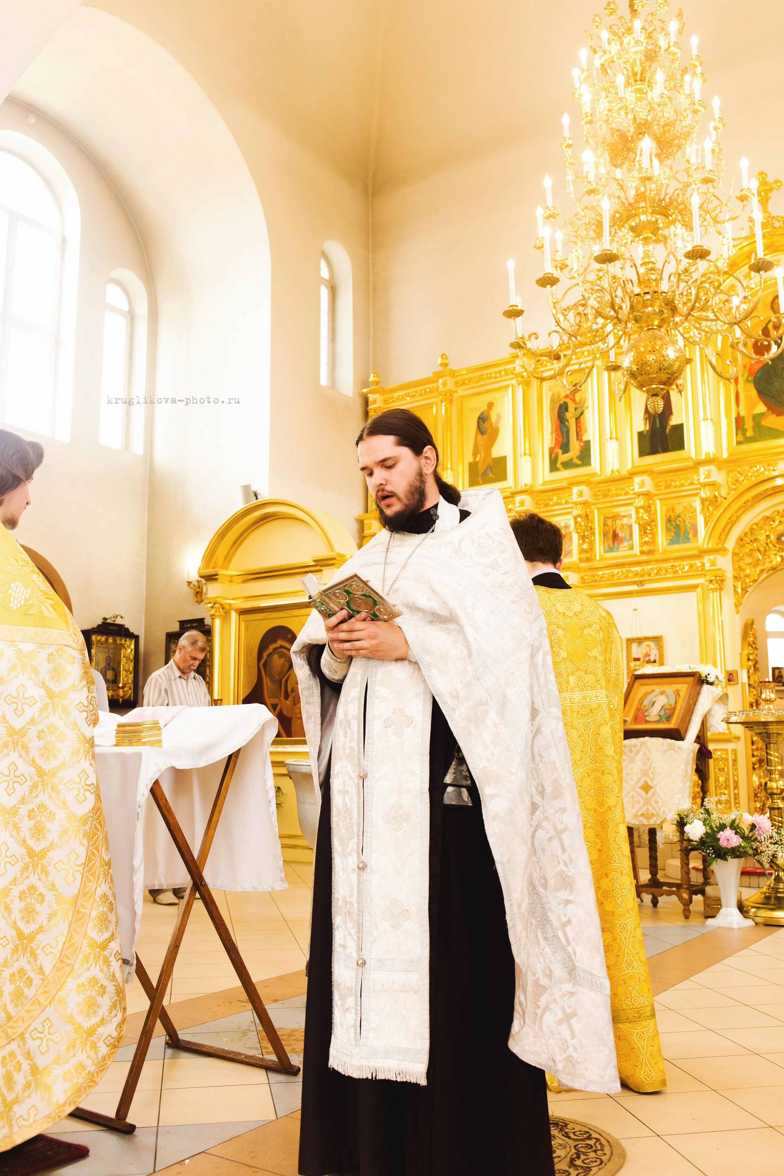 Таинство Крещения. Фотограф новорожденных и детский в Сергиевом Посаде Кругликова Юлия