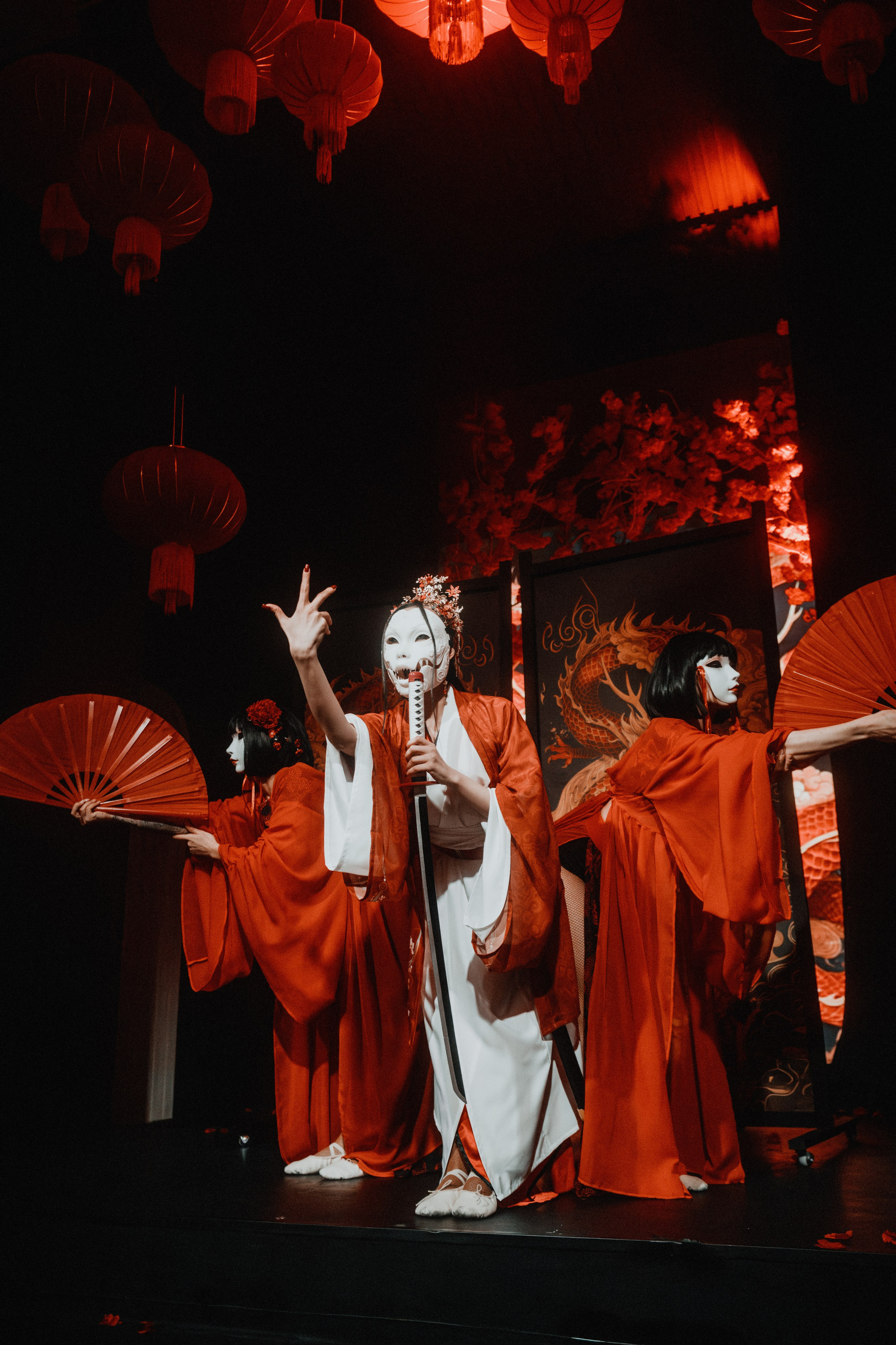 8 марта (воскресенье). BENUAR Restaurant