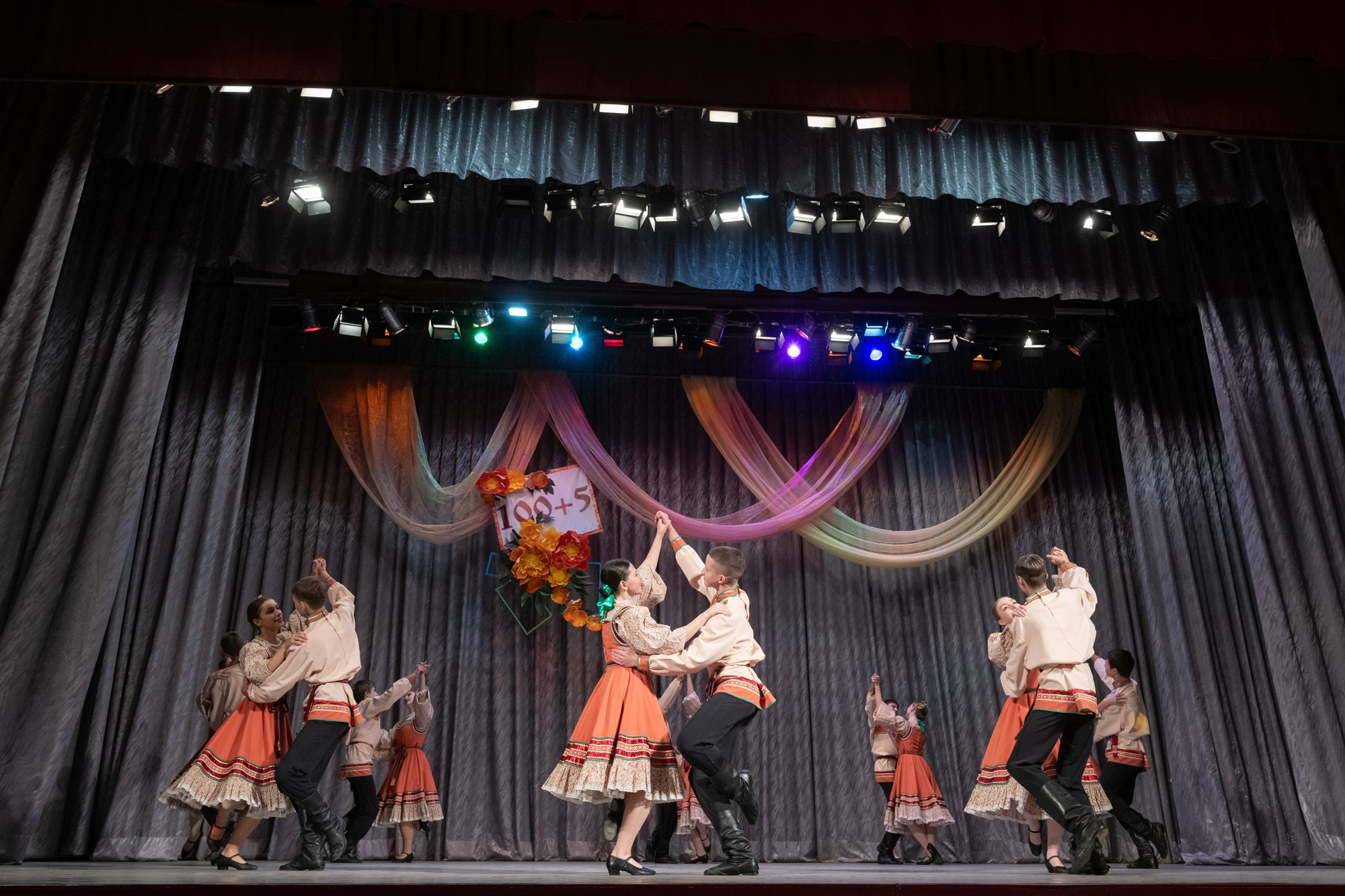 Юбилей ДК Красный Перекоп. 100+5. Фотосъёмка интерьеров и архитектуры гостиниц, промышленная съёмка