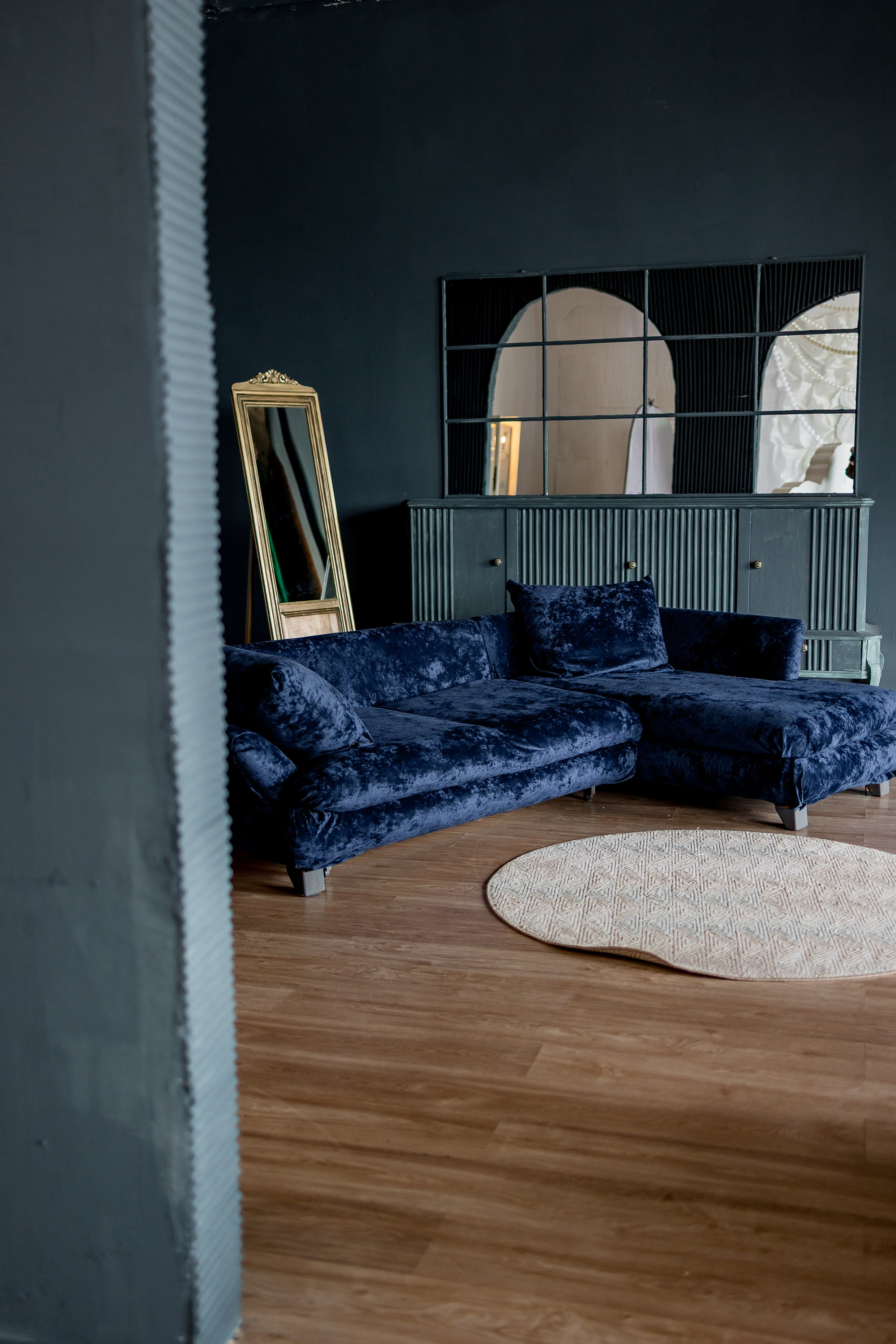 Большой (СЕМЕЙНЫЙ) зал. Фотостудия ЭМБЕР город Артём