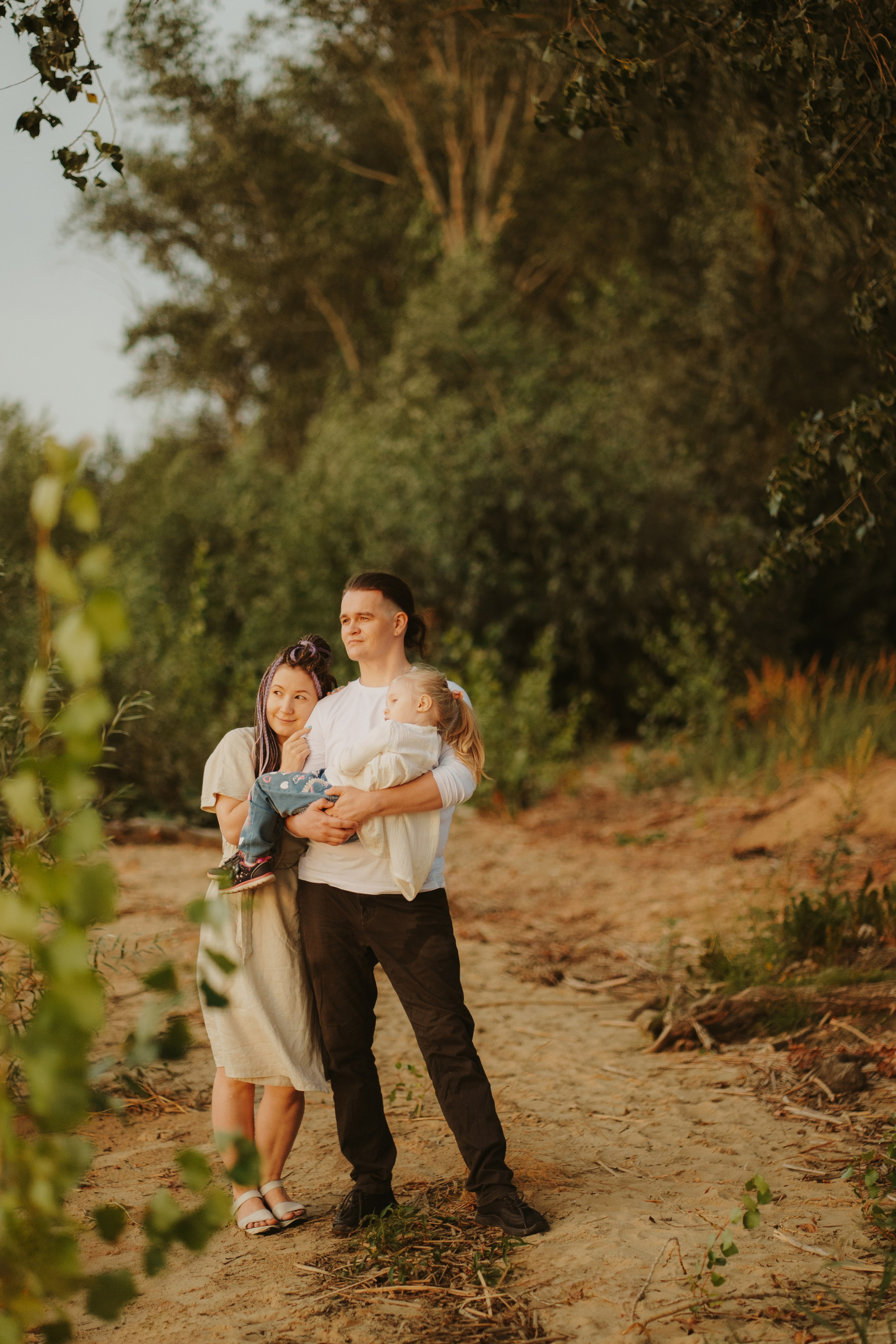 Женя, Рита и приключение Есени на берегу Волги. Фотограф Анна Кузнецова | Казань | Красная Поляна, Сириус, Сочи