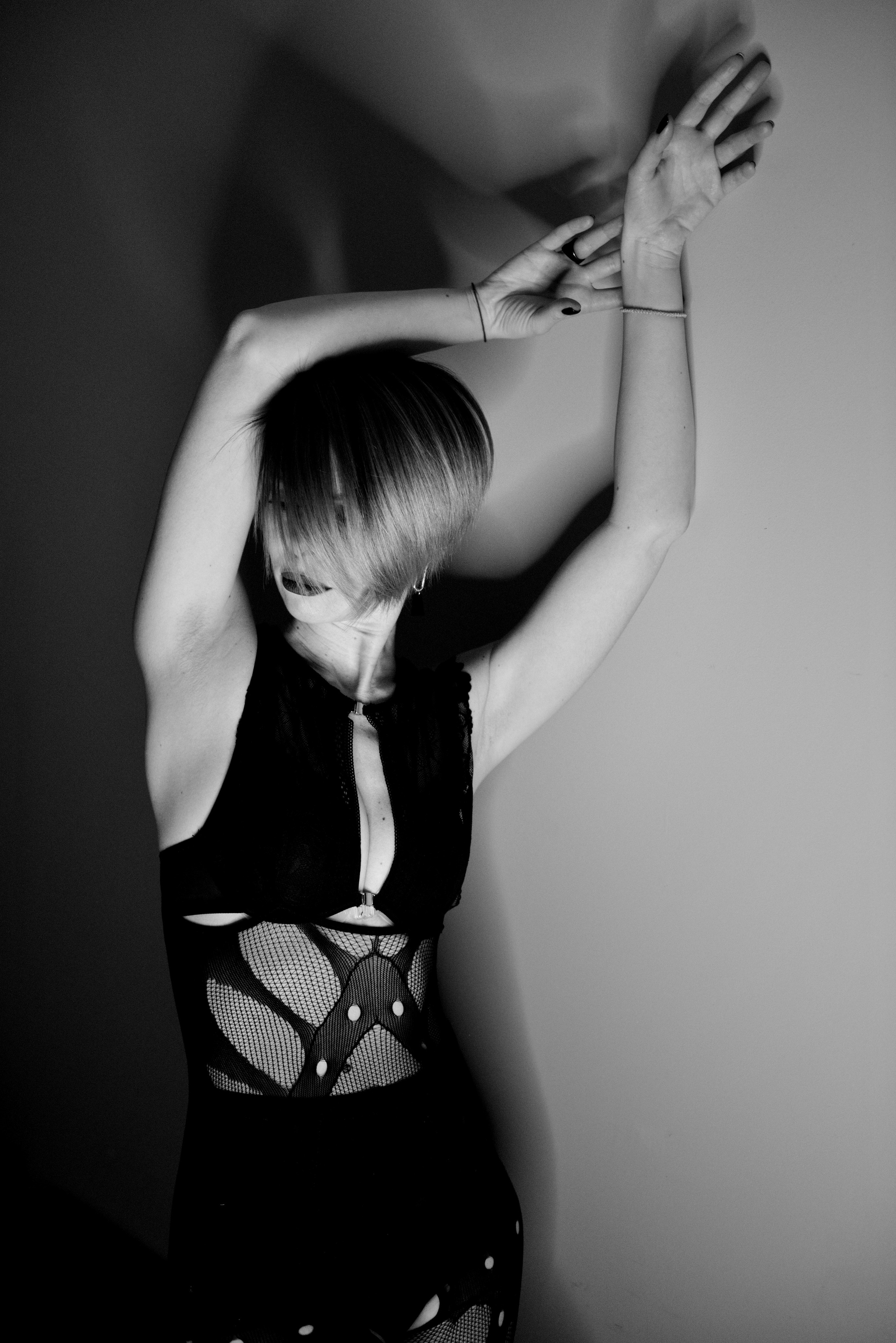 Идеи в одежде для красивой женской фотосессии?