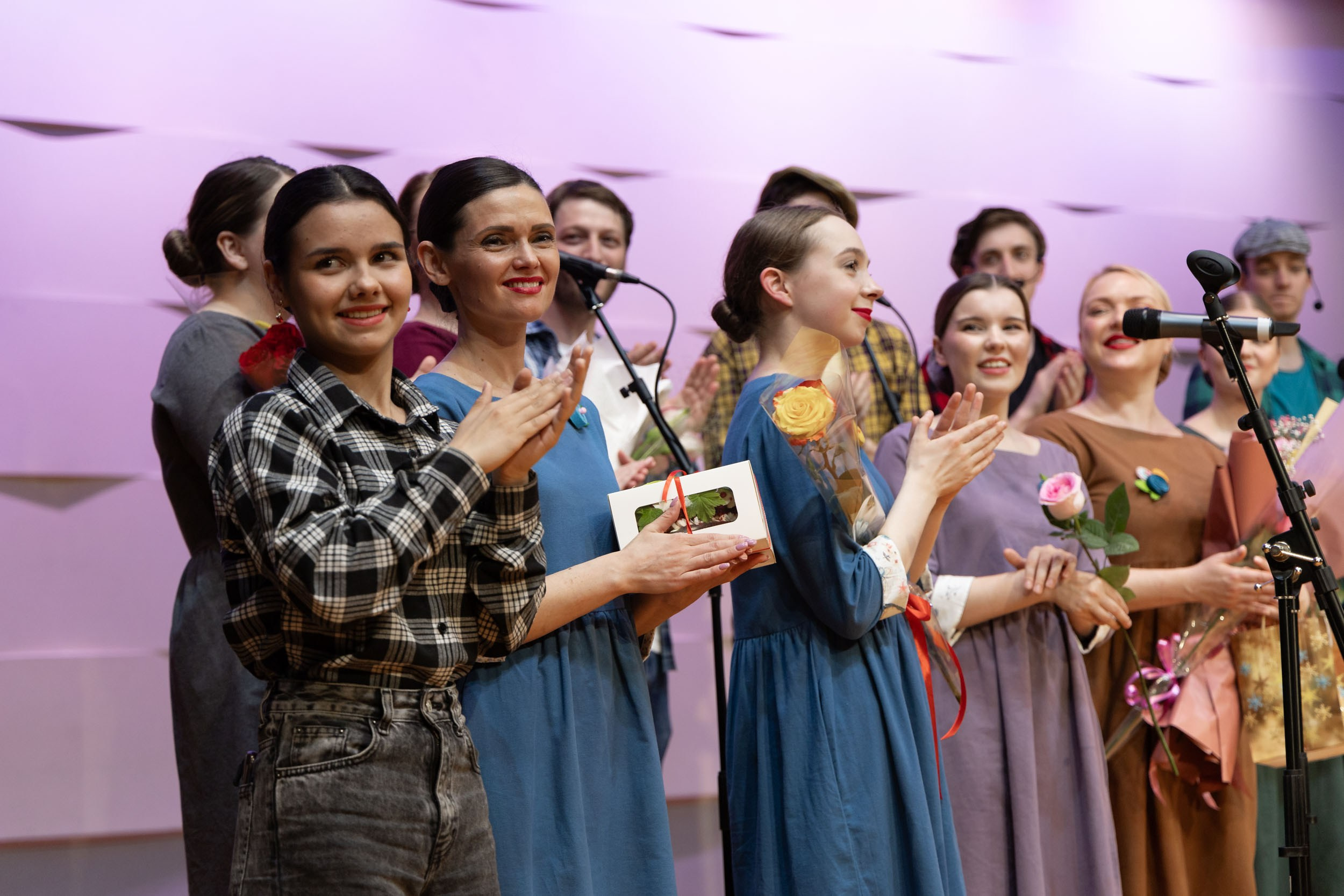 Молодежный эстрадный хор Вологодского областного колледжа искусств