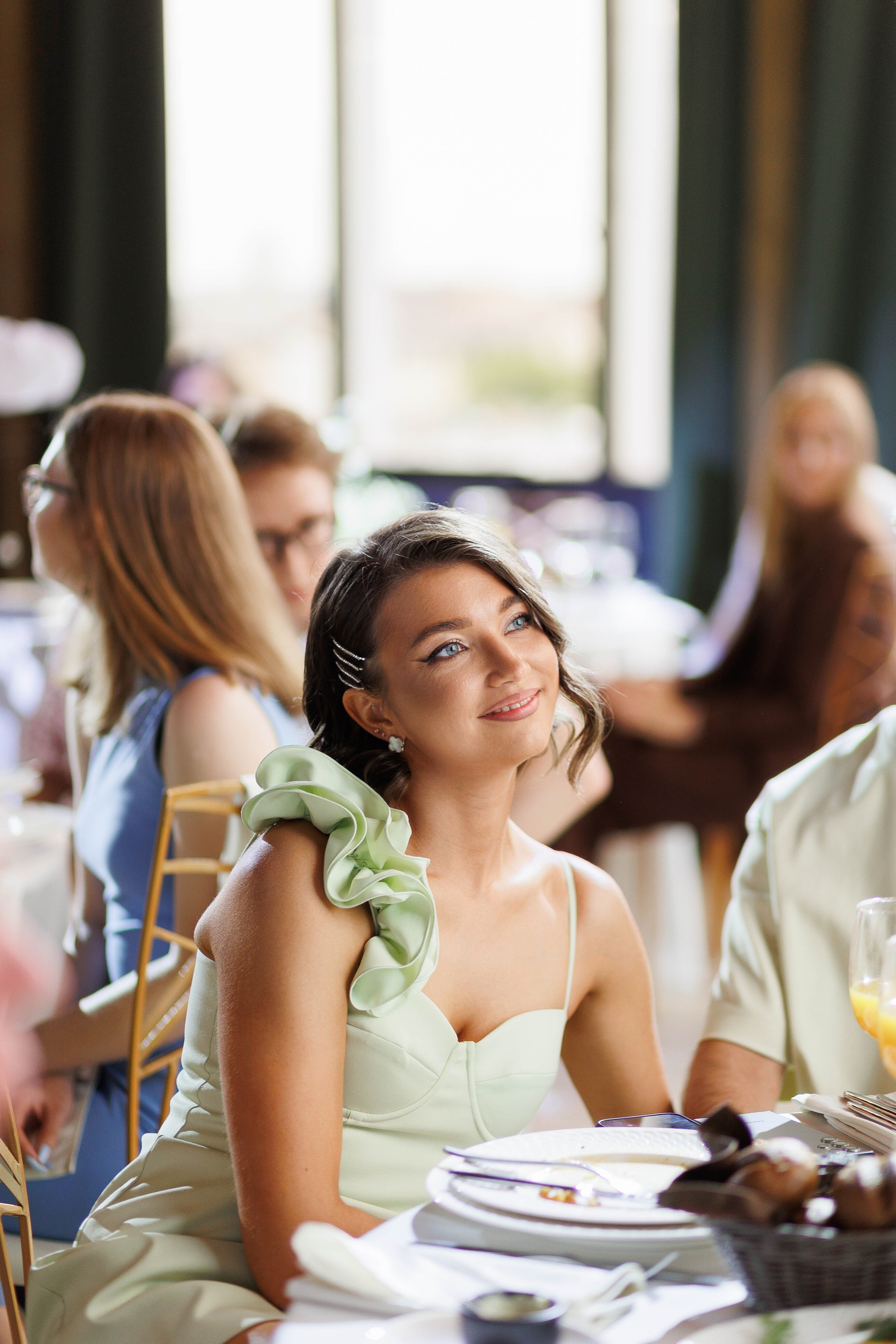 …. Свадебный фотограф в Санкт-Петербурге Александра Чукавина