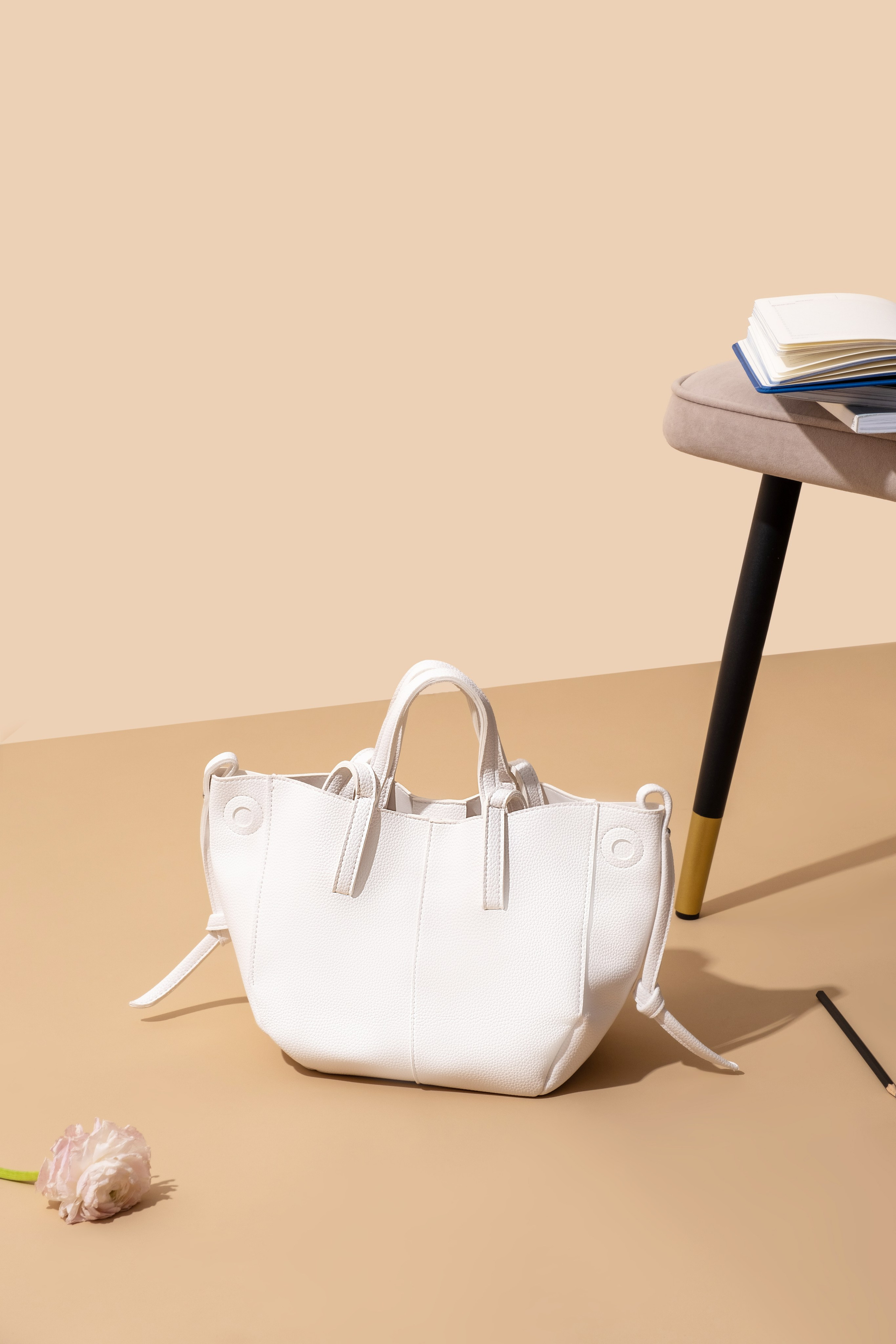 Кожгалантерея. Food и предметный фотограф Никита Алексеев