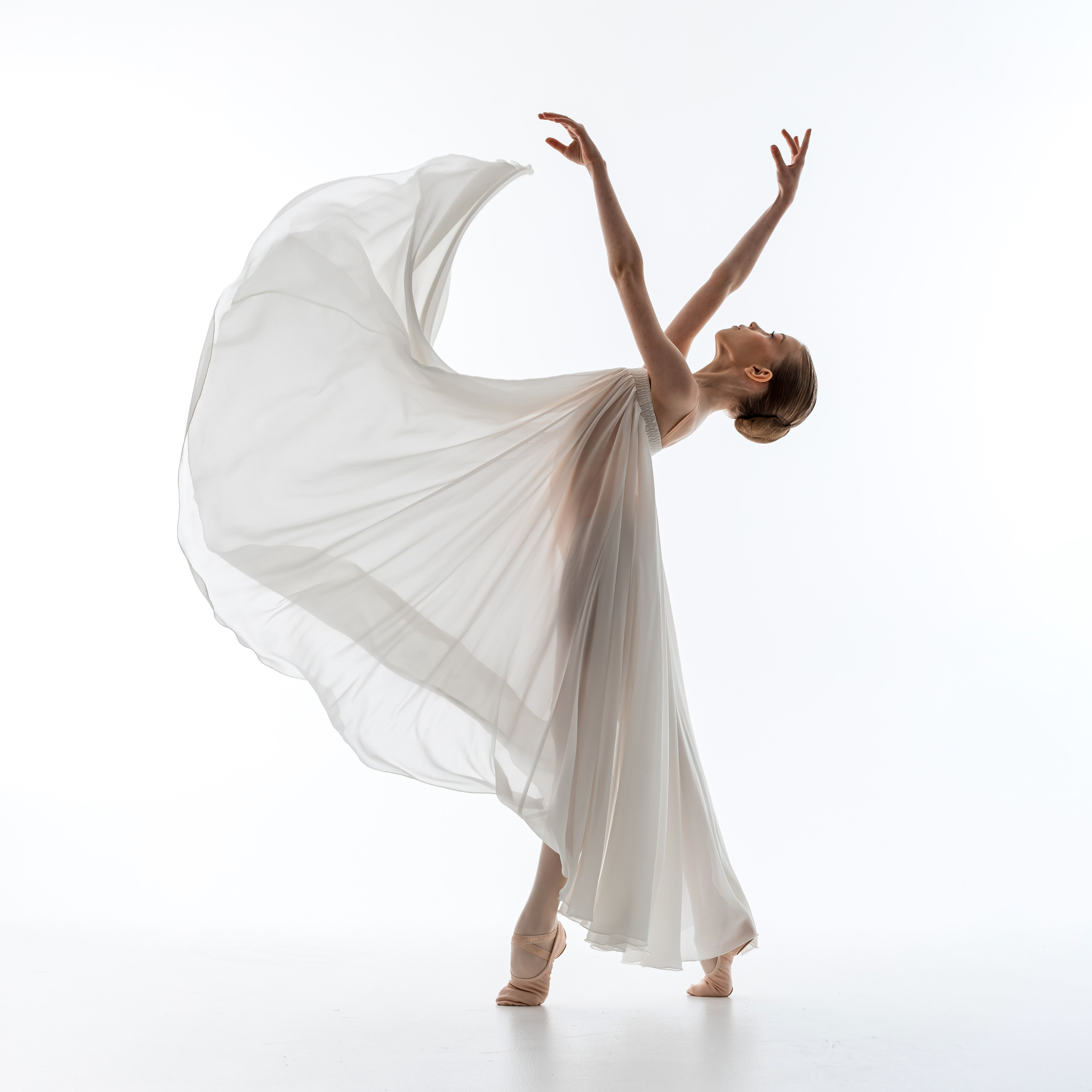 Балетная съёмка на белой циклораме и фонах. Балетный фотограф Алина Ханько — Душа Балета