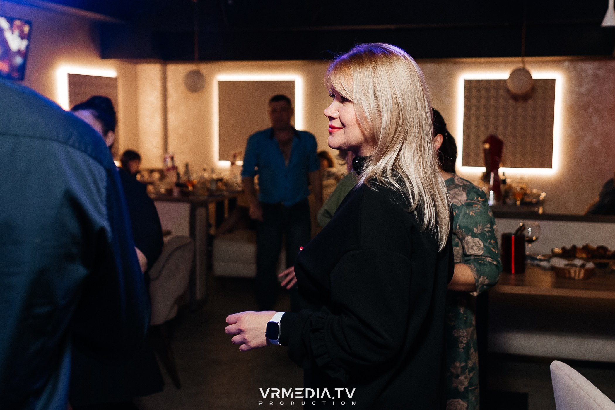 8 марта в караоке-ресторане «Голос»